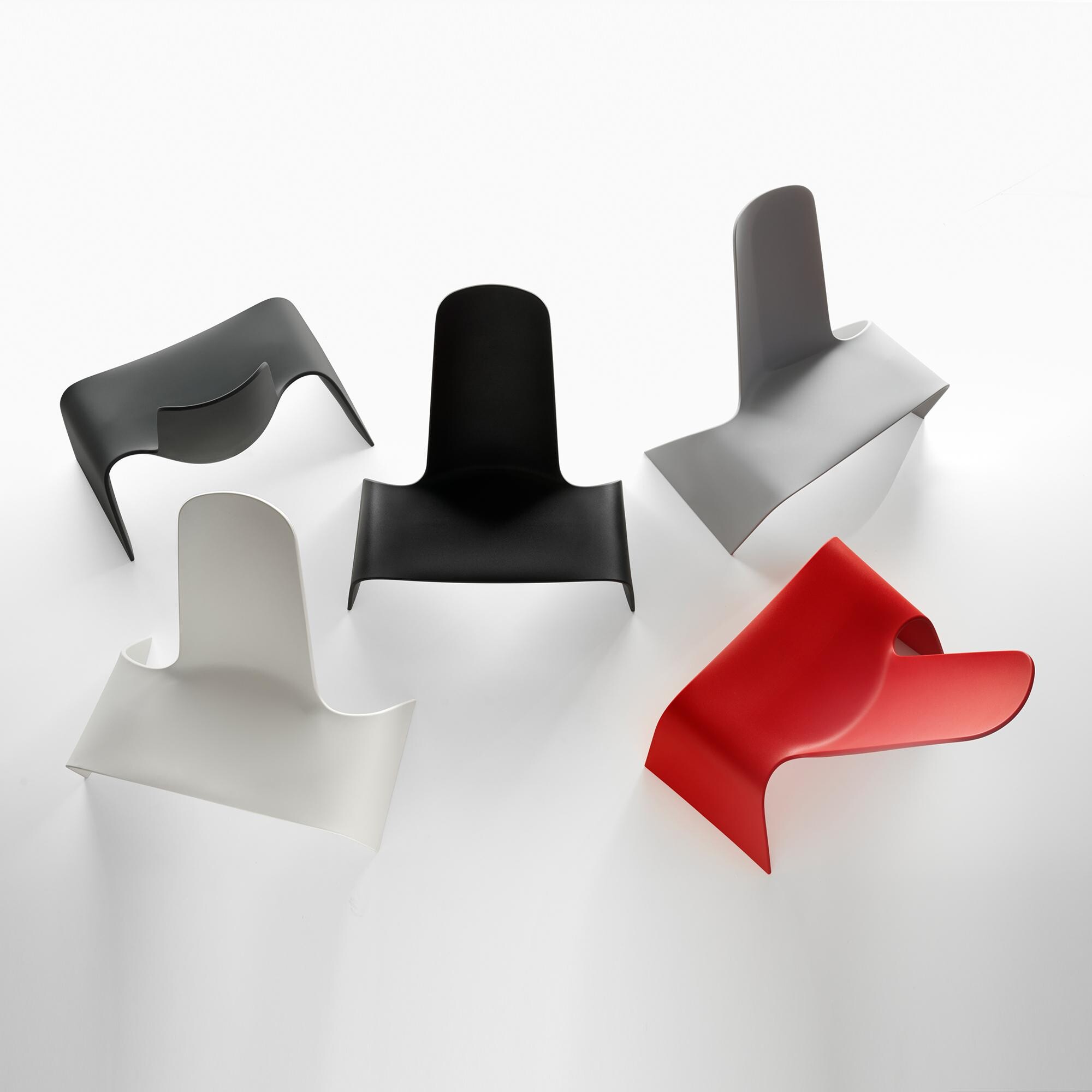 Land Outdoor Lounge Chair