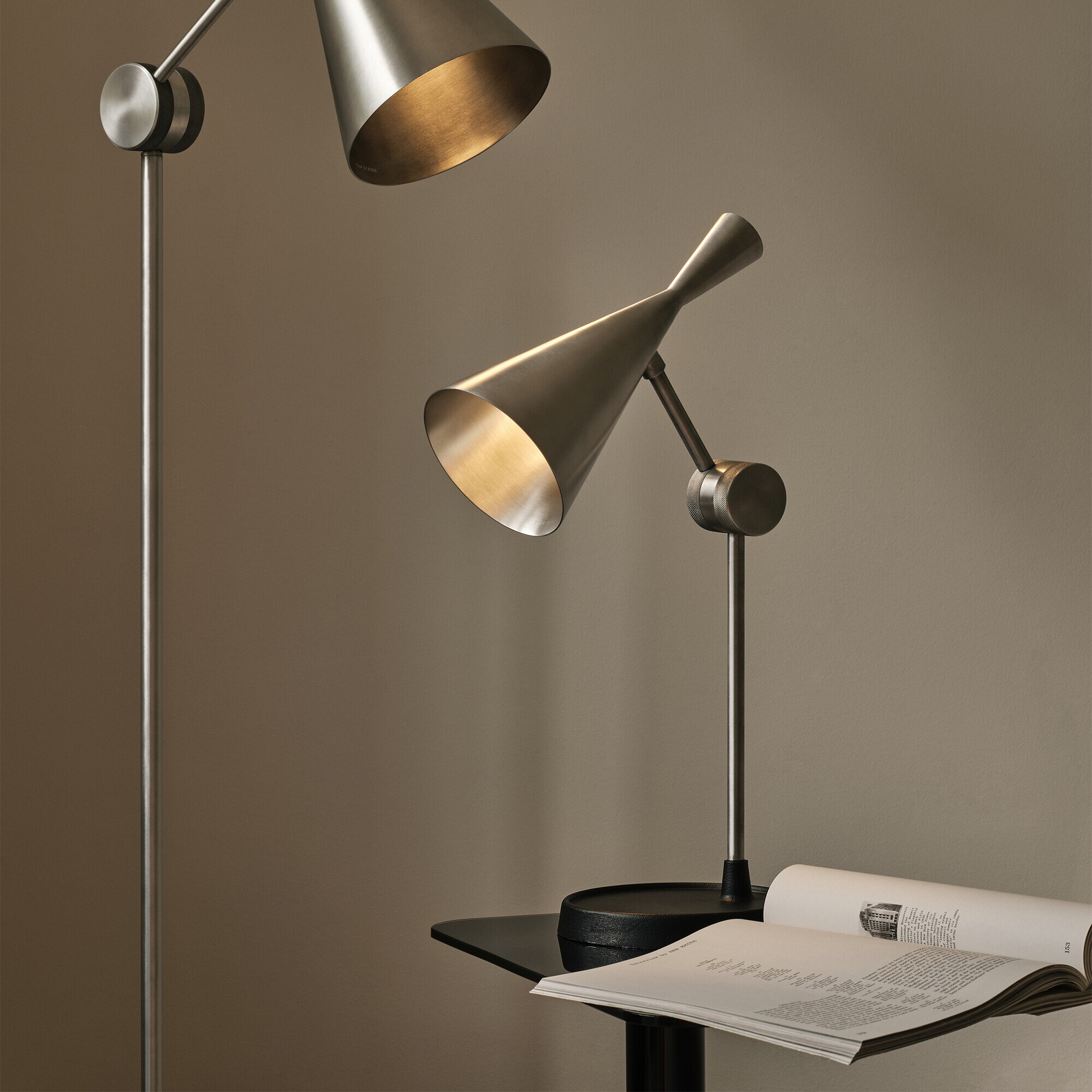 Beat Unbeaten LED Table Lamp