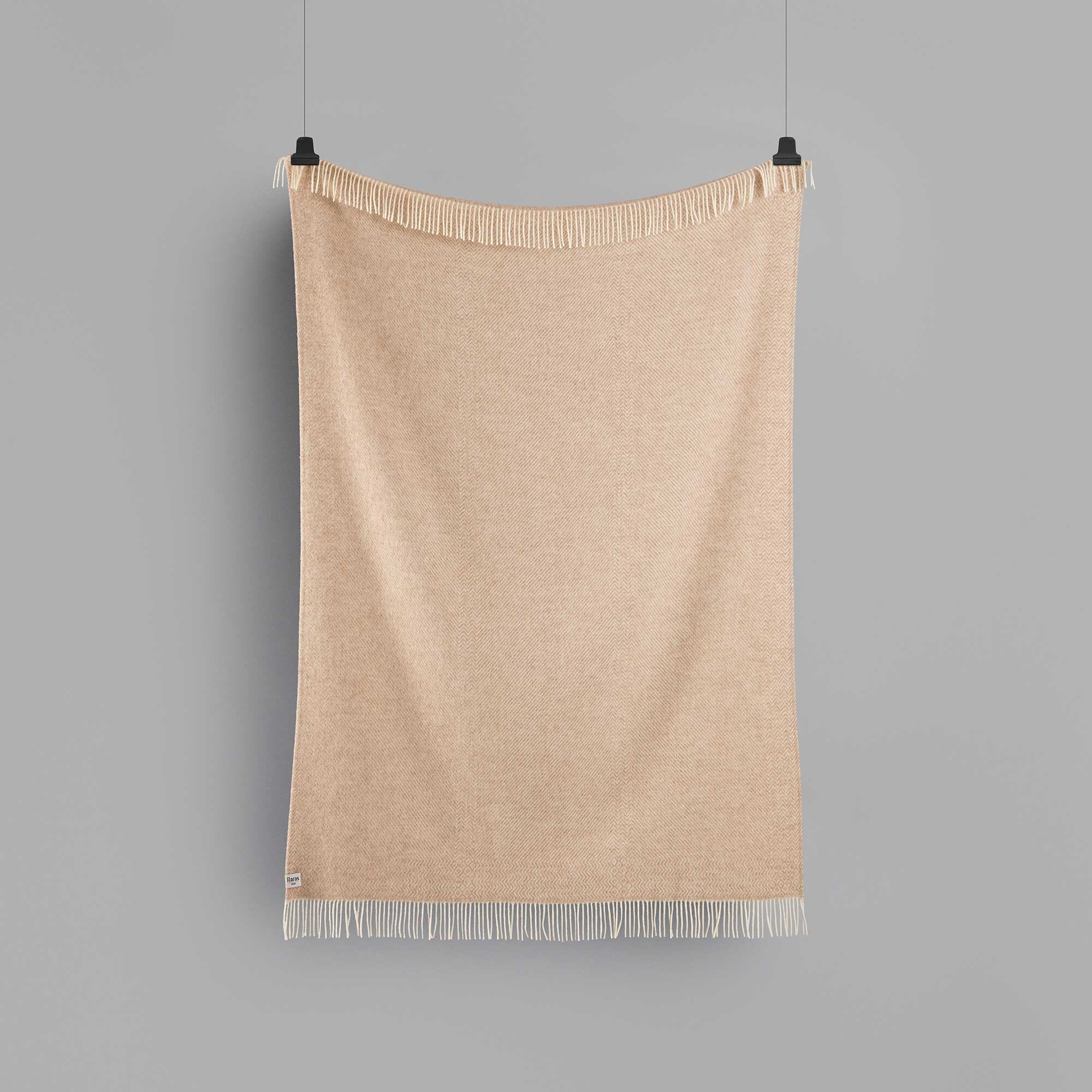 Kattefot Plaid/Throw 140x220cm