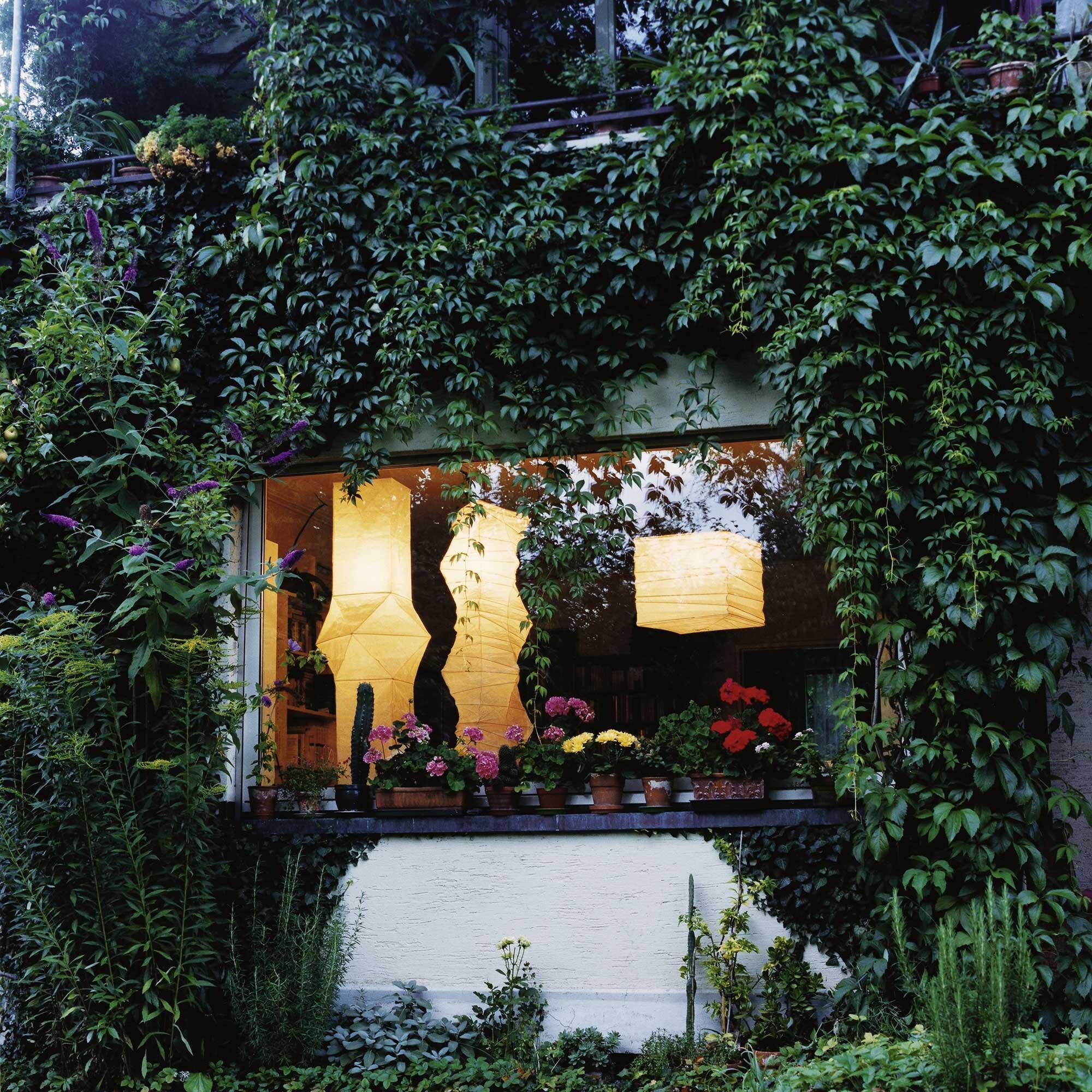 Akari UF4-33N Floor Lamp