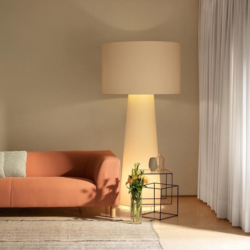 Big Shadow Floor Lamp