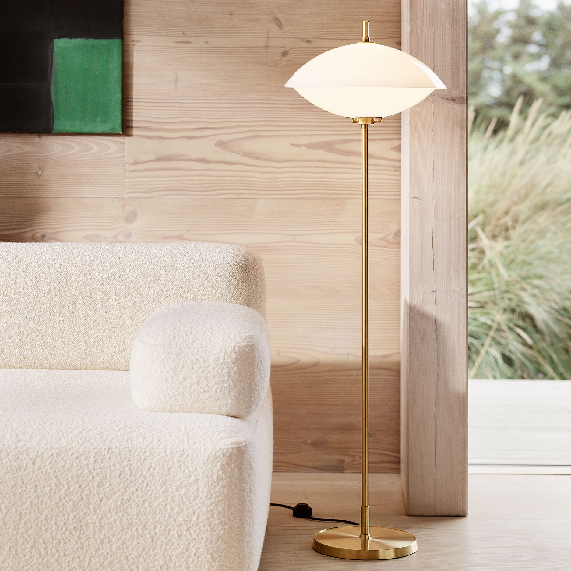 Clam™ Floor Lamp