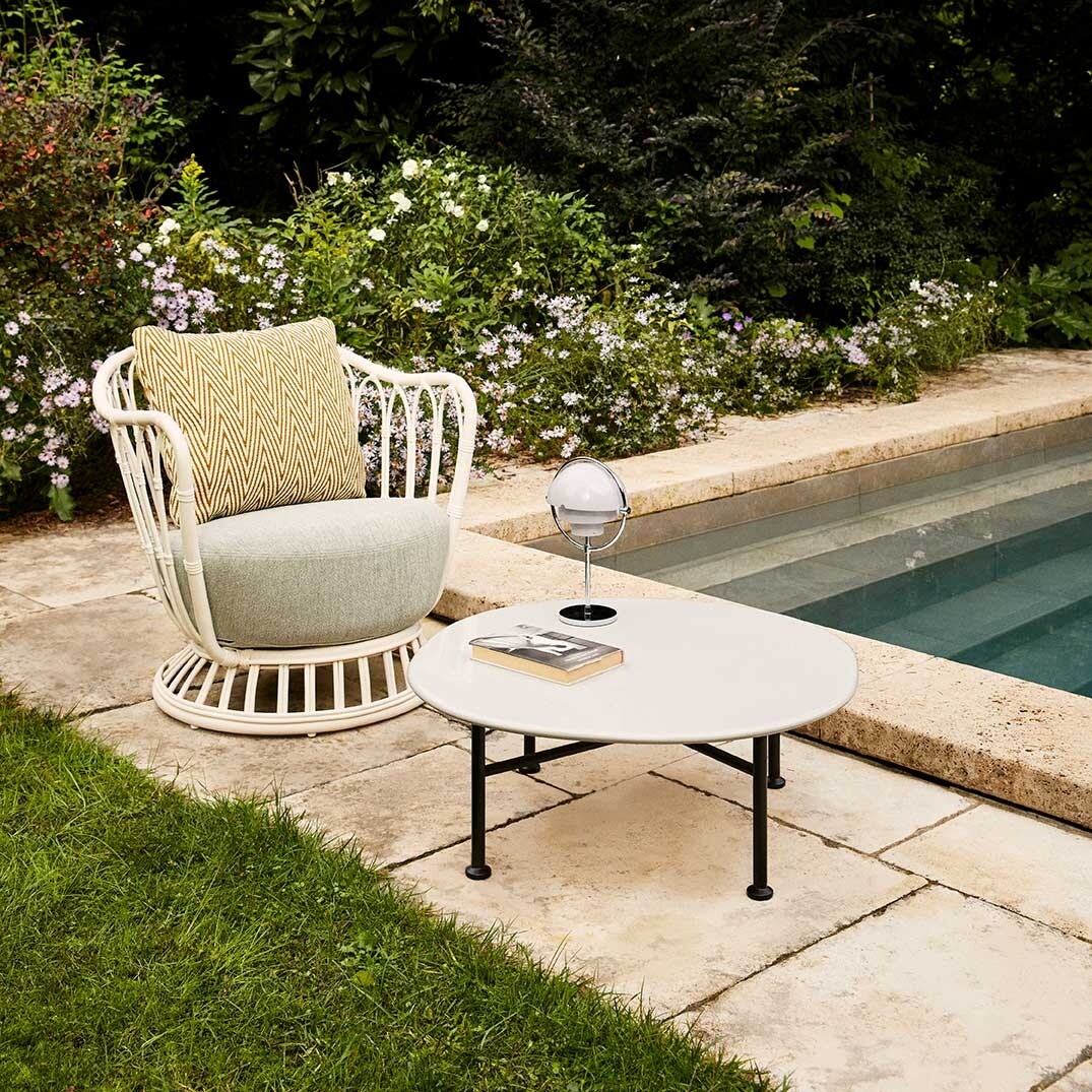 Grace Outdoor Lounge Chair