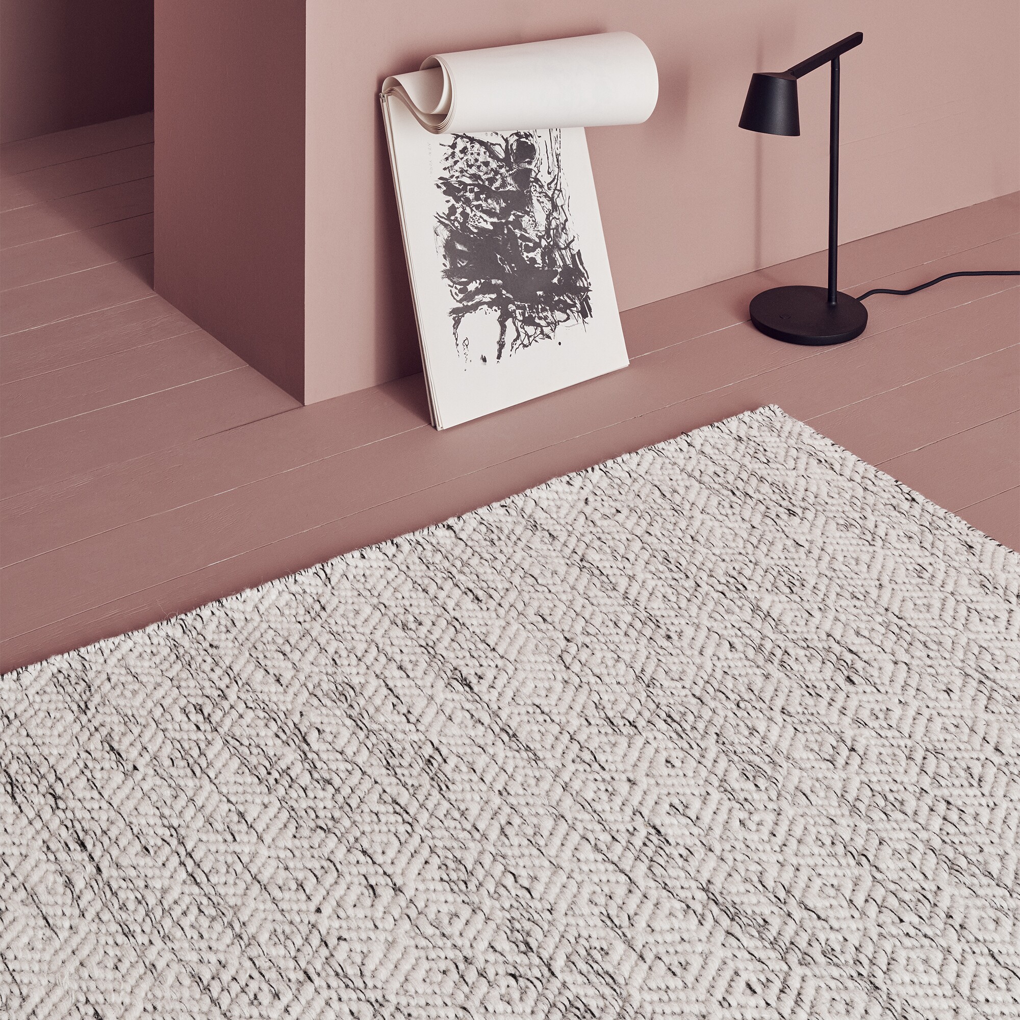 Nyoko Wool Rug 200x300cm