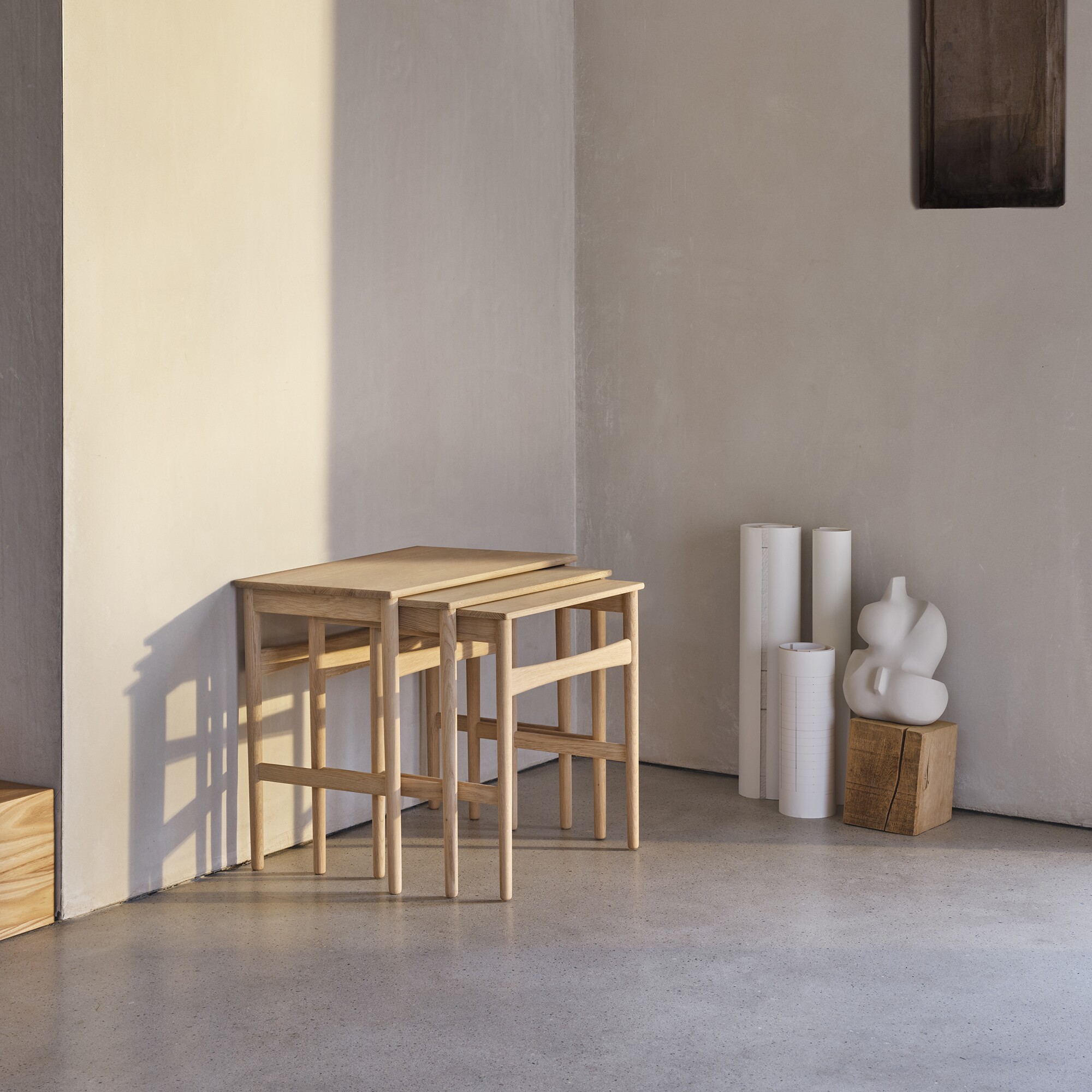 CH004 Nesting Tables Set of 3