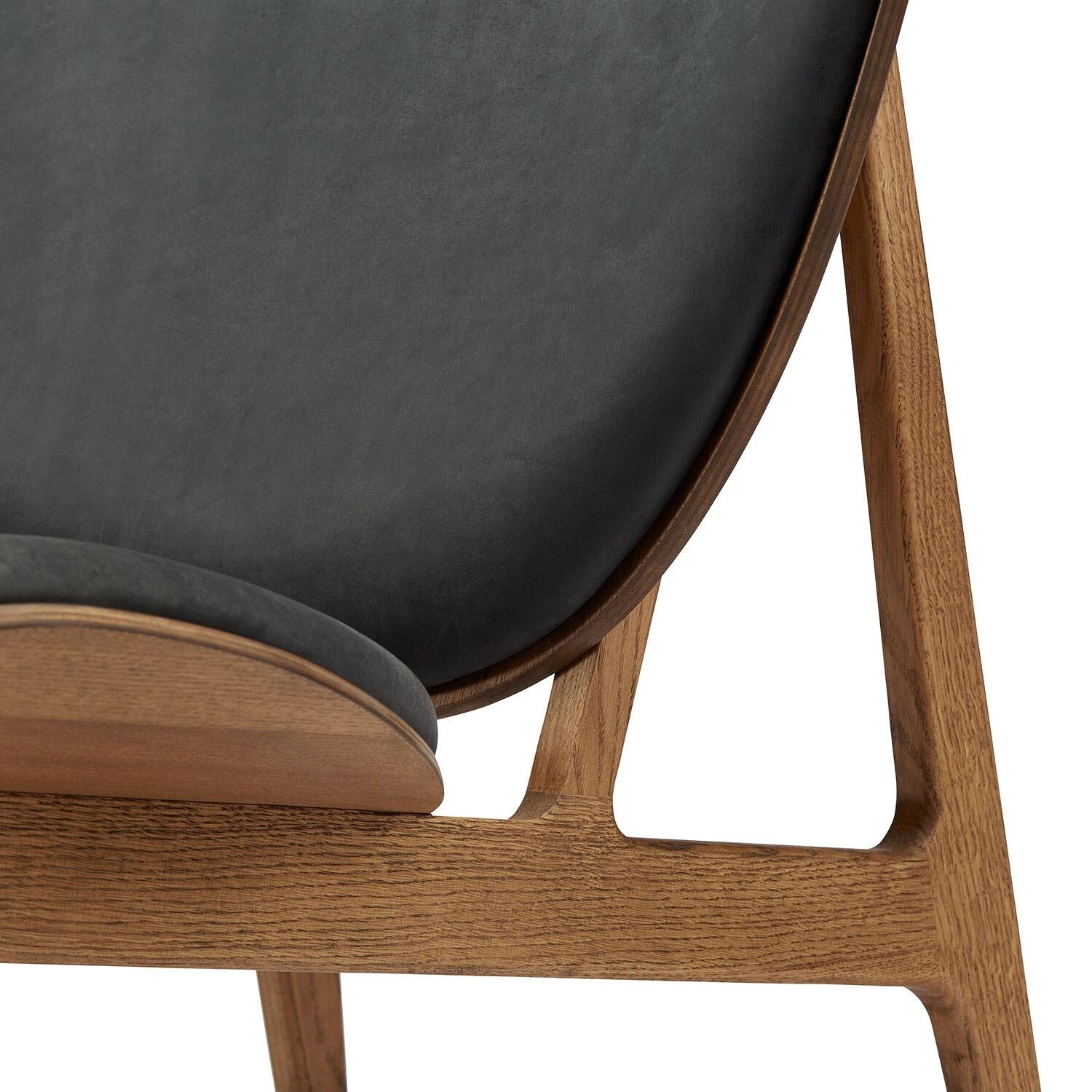 Elephant Lounge Chair Leather Smoked Oak Base