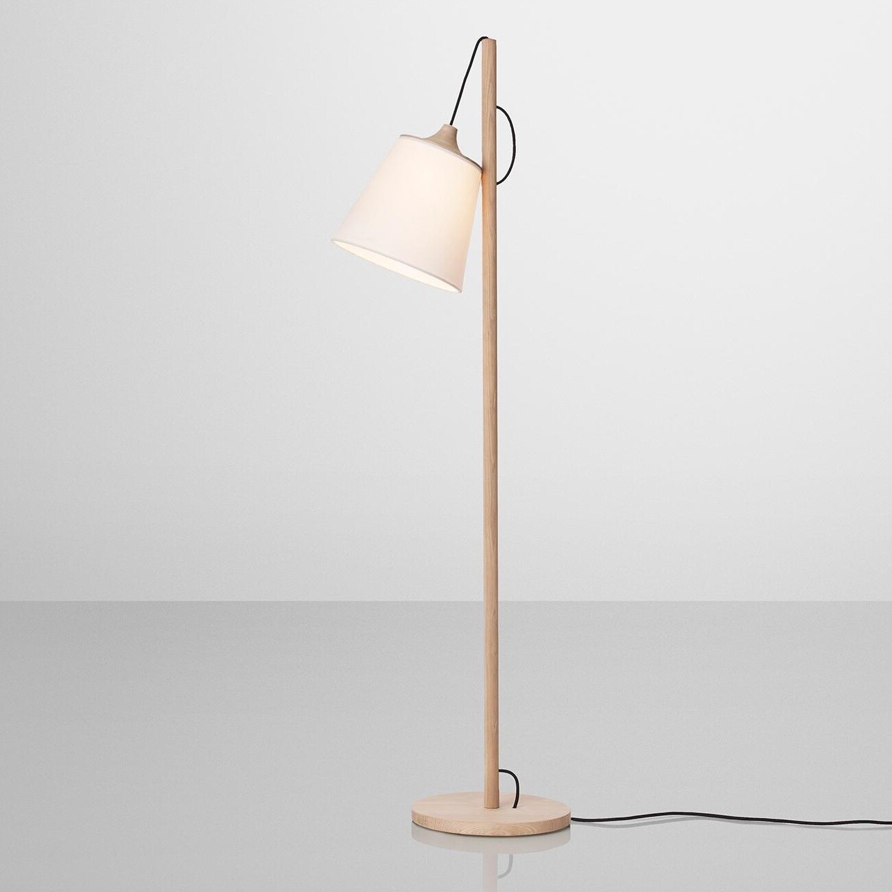 Muuto Pull Floor Lamp