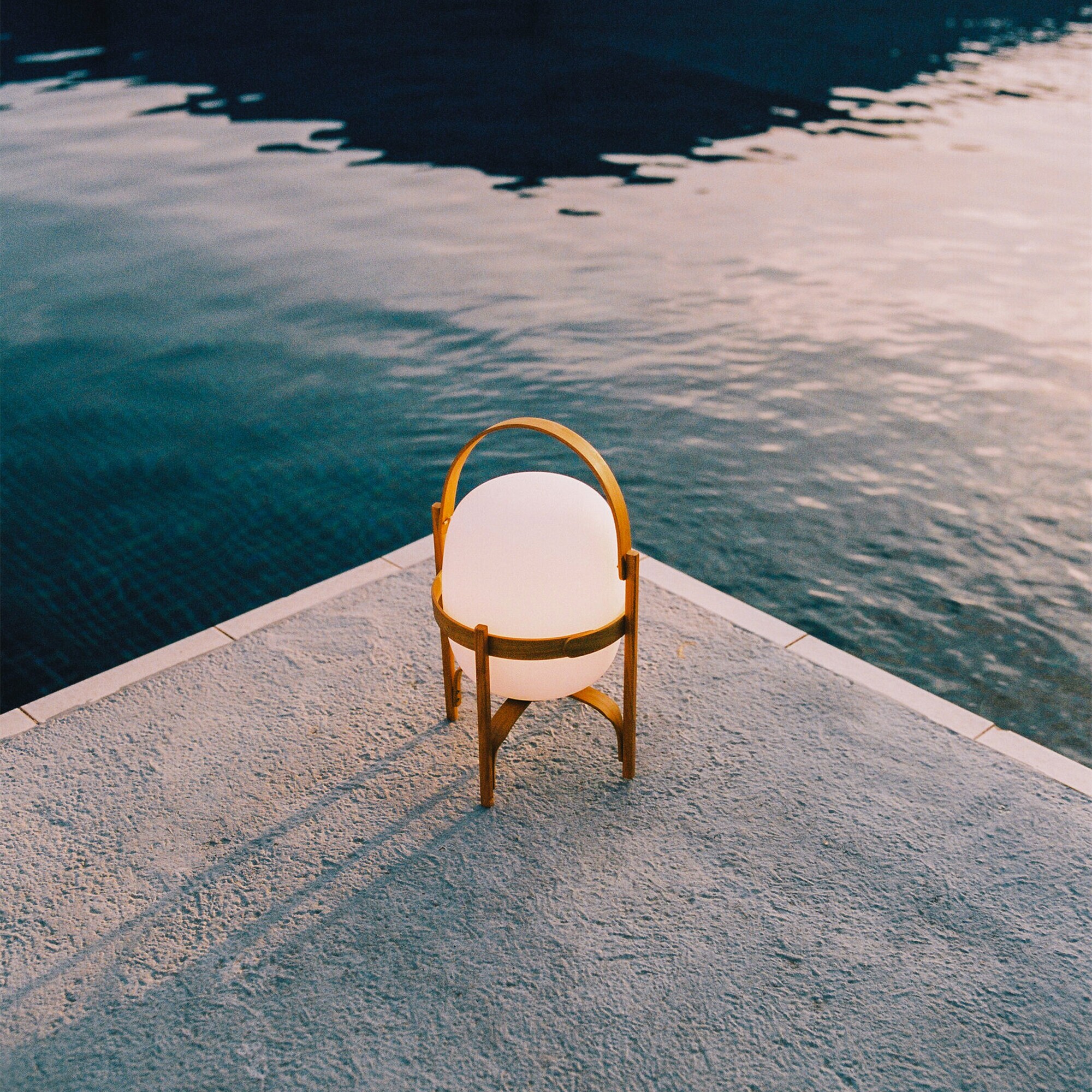 Cestita Batería LED Lamp with Battery Glass