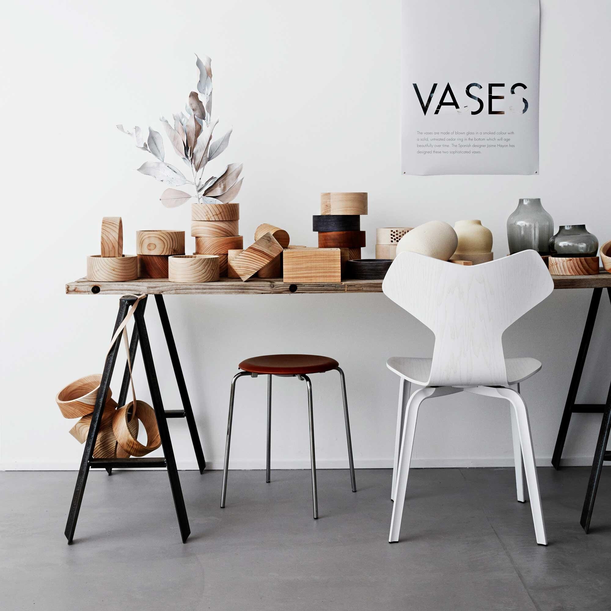 DOT™ Stool Leather Chromed Steel Base