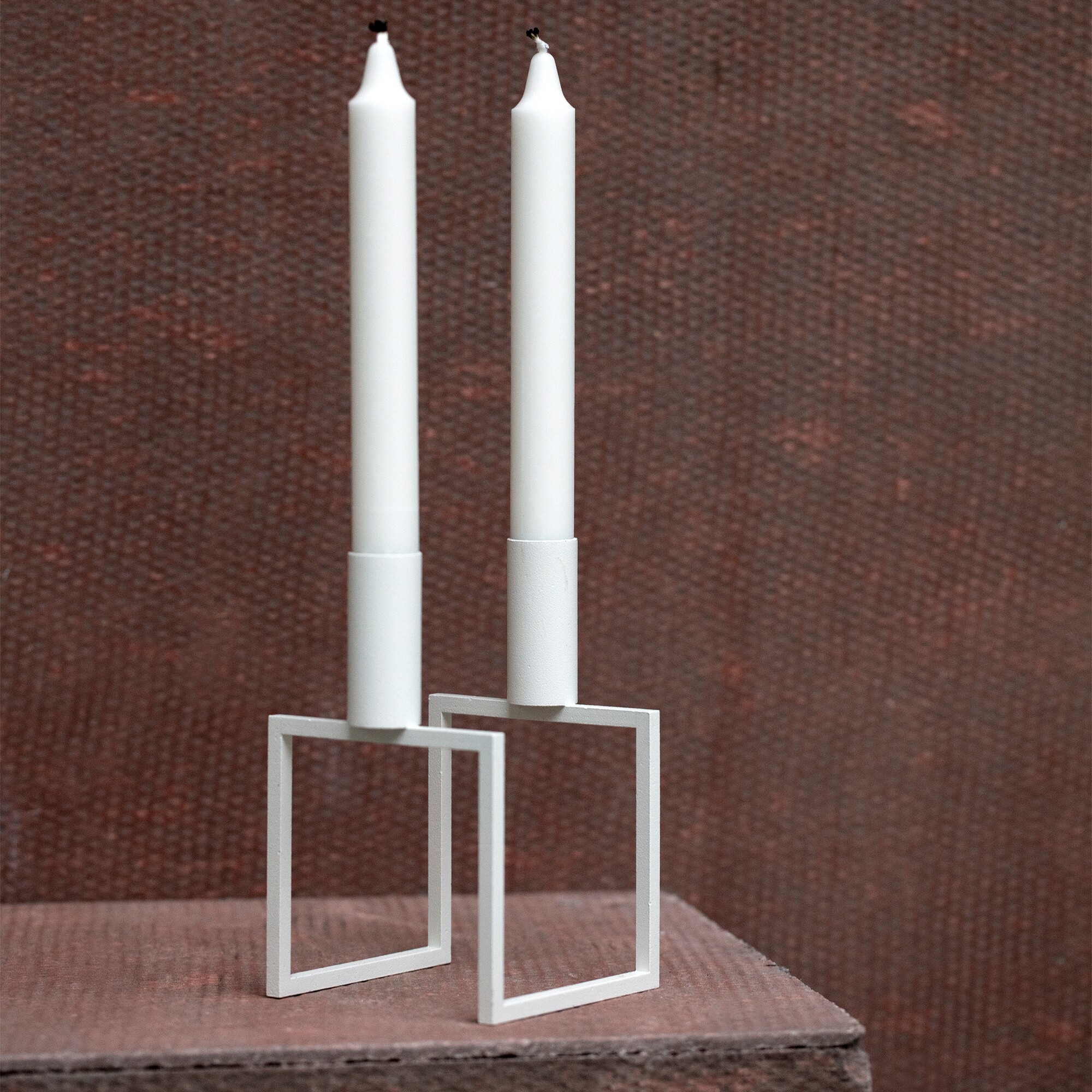 Line Candle Holder
