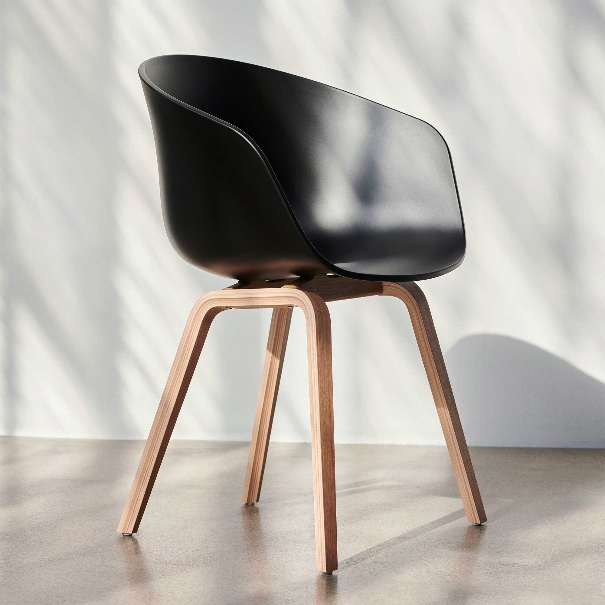 About a Chair AAC 22 2.0 Armchair Lacquered Oak