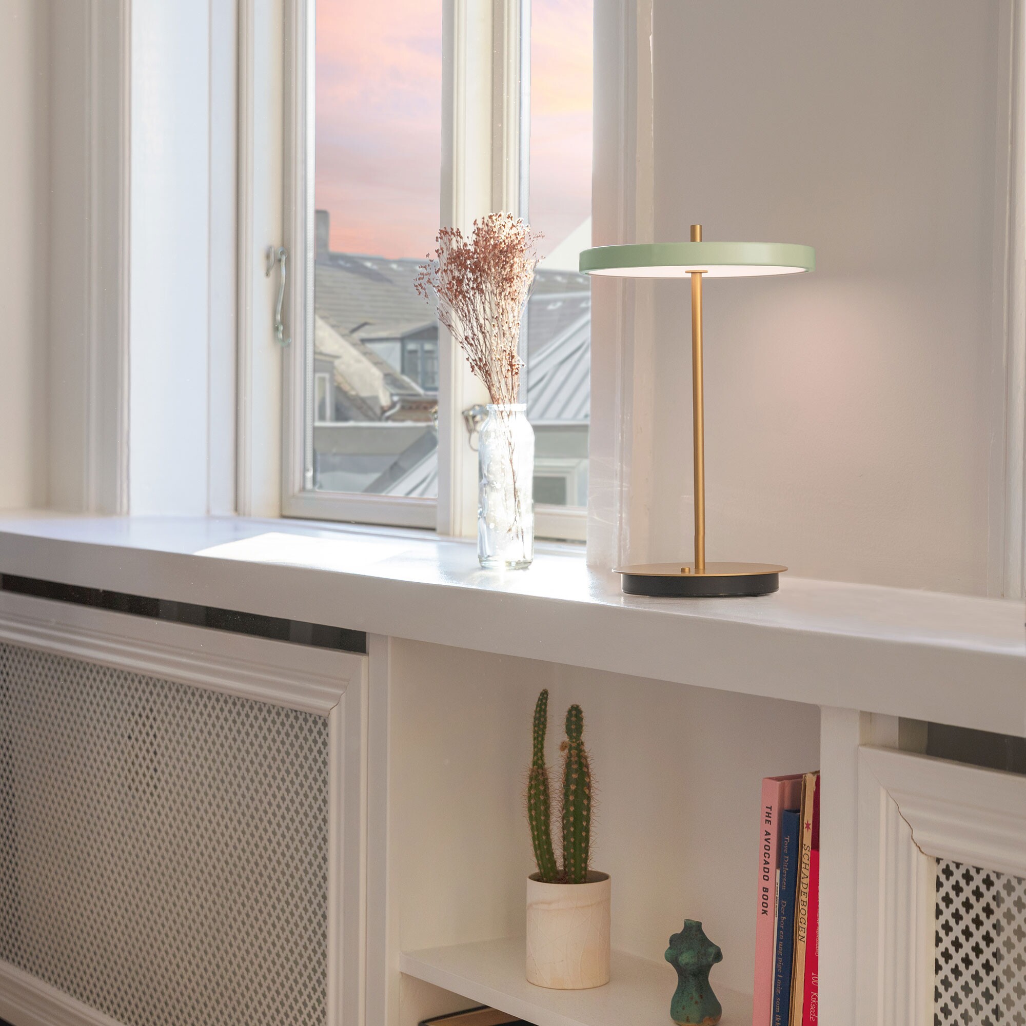 Asteria Move LED Table Lamp V2 with Battery