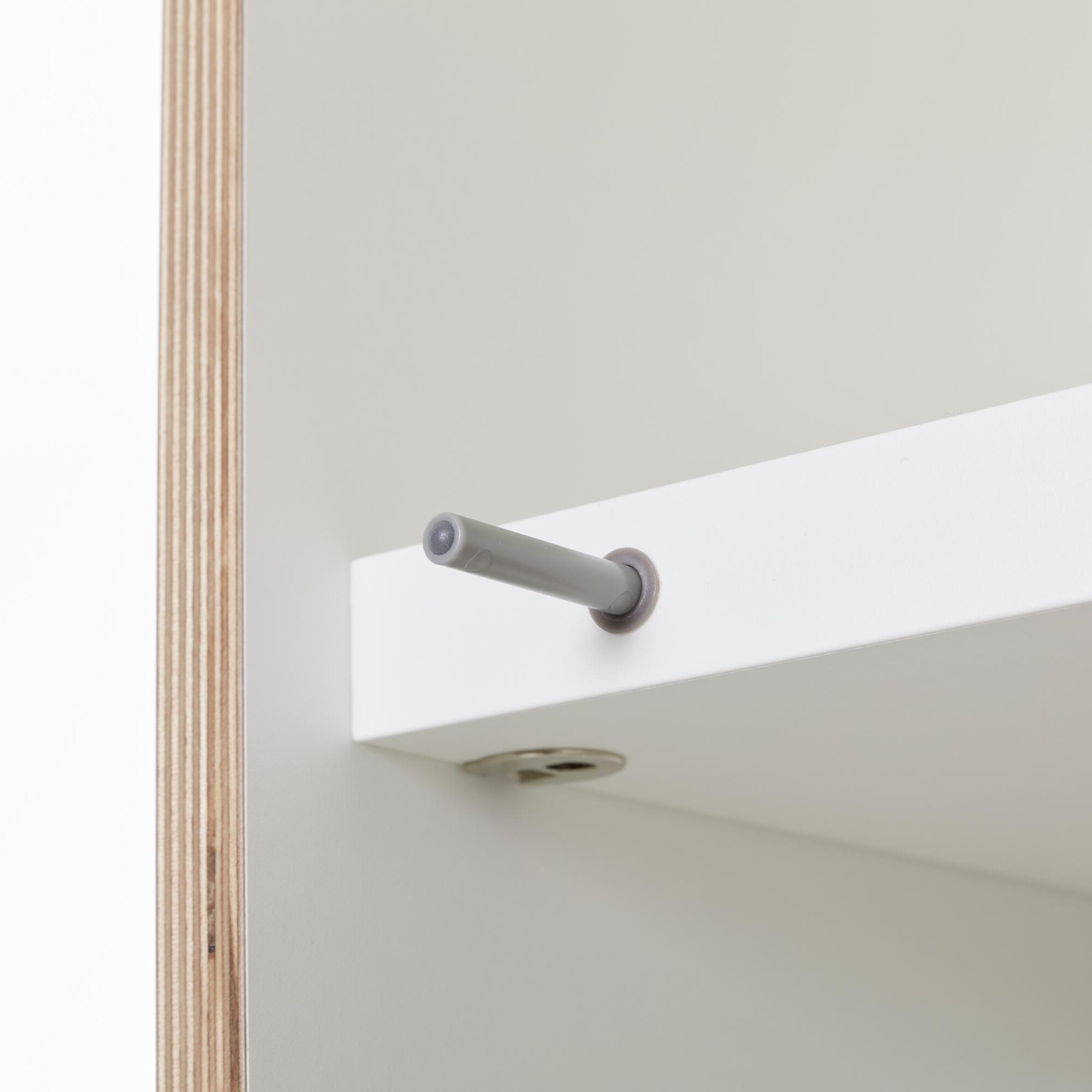 Flai Wardrobe with two Doors and Drawers