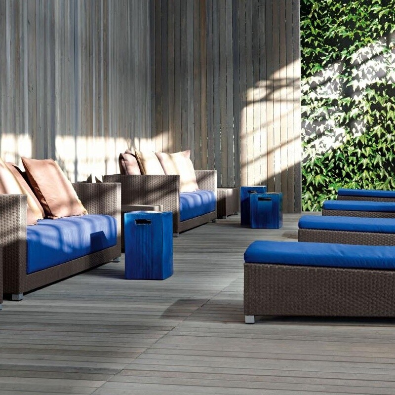 Inout Side Table / Stool