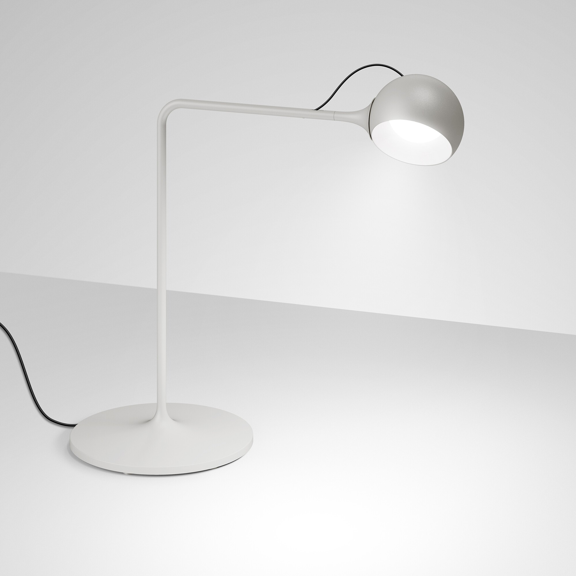 IXA LED Desk Lamp