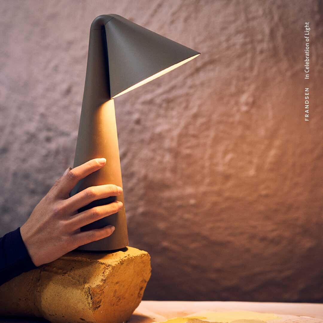 Ami Portable LED Lamp with Battery