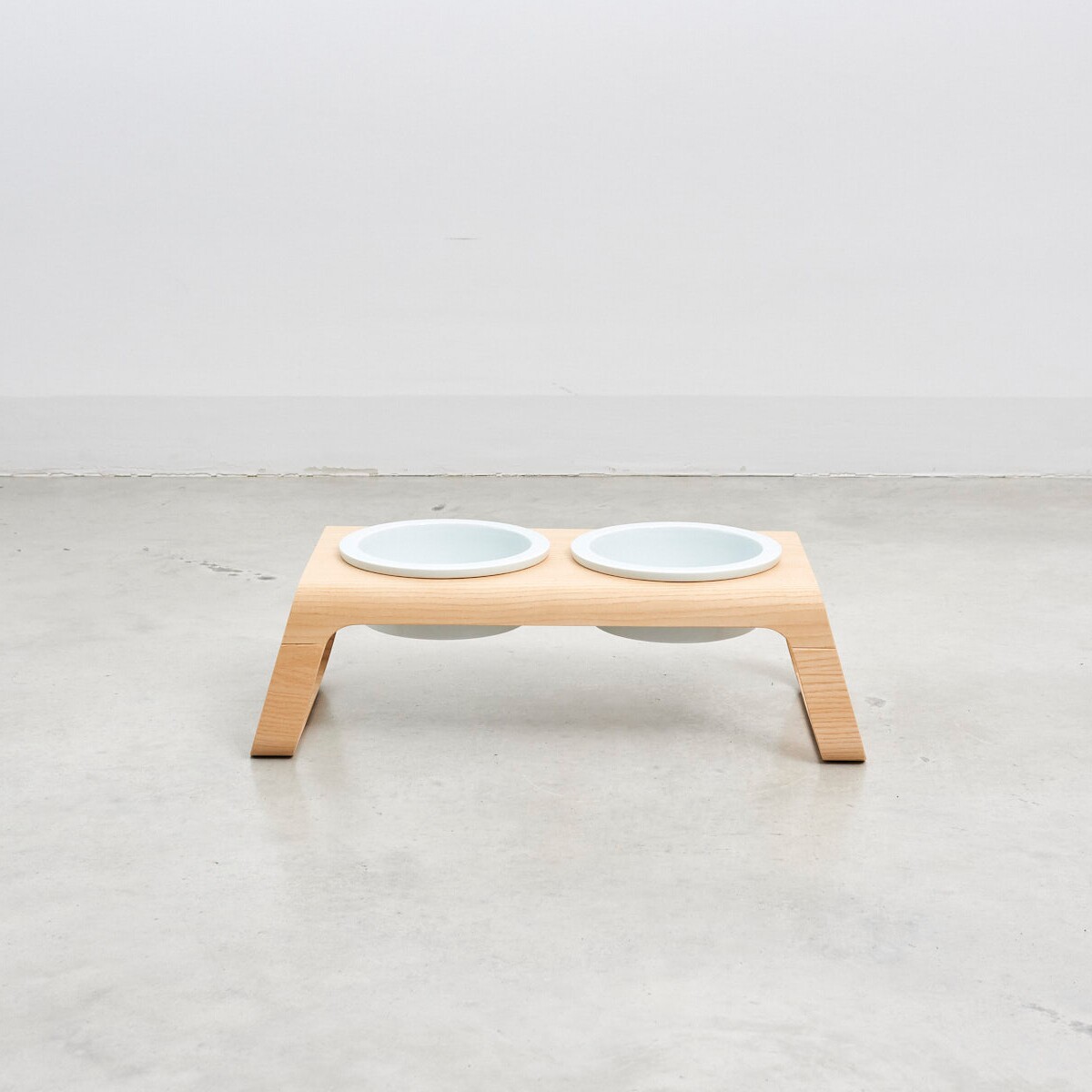 Desco Dog Bowl Stand Wood with Porcelain Bowls M