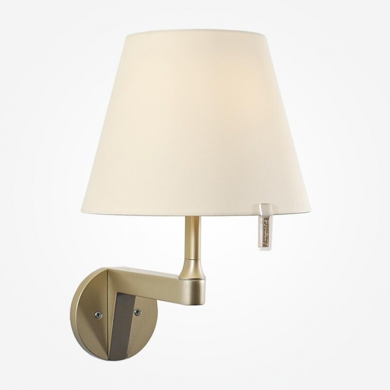Melampo Parete Wall Lamp