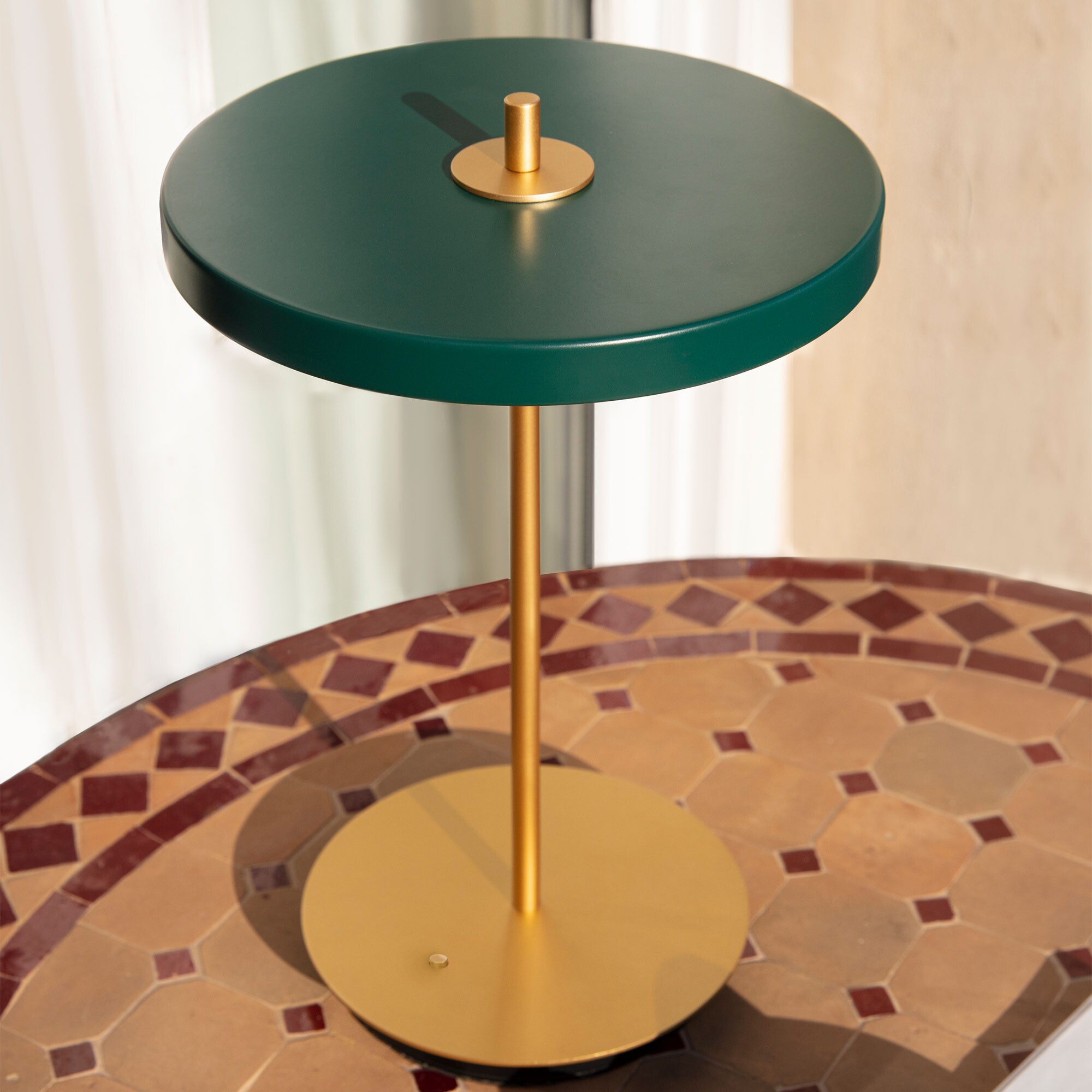 Asteria Move LED Table Lamp V2 with Battery