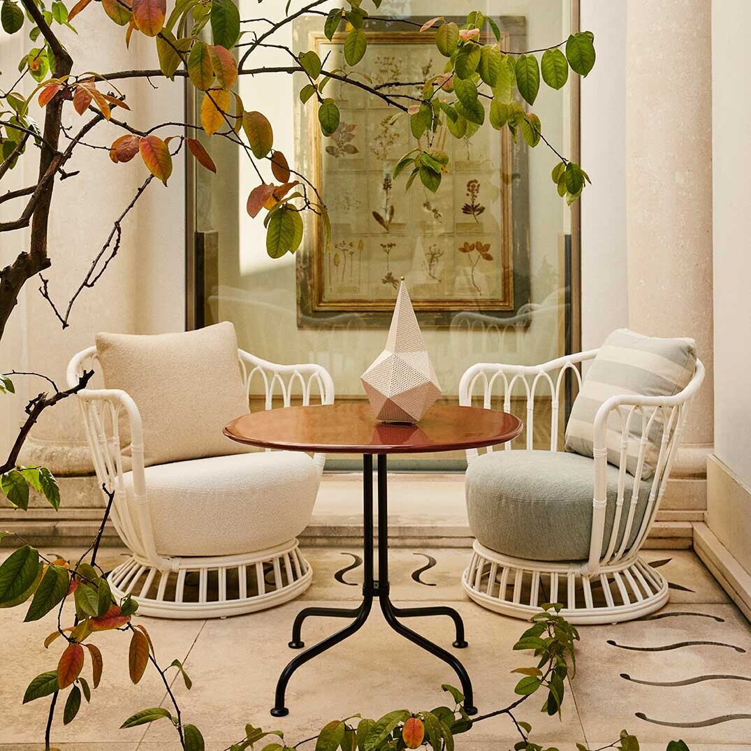 Grace Outdoor Lounge Chair