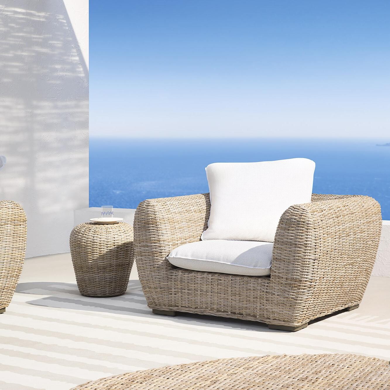 Inout 627 Side table / Stool