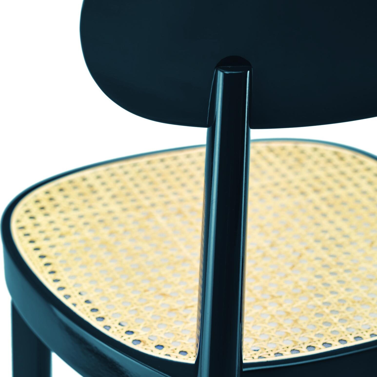 Gloss 118 Chair with Wickerwork