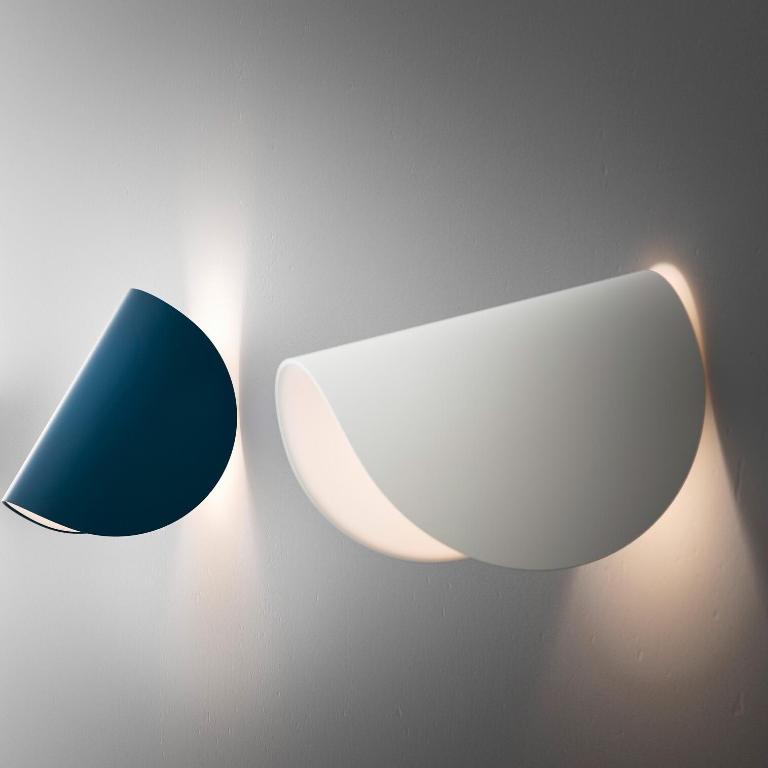 Io LED Wall Lamp