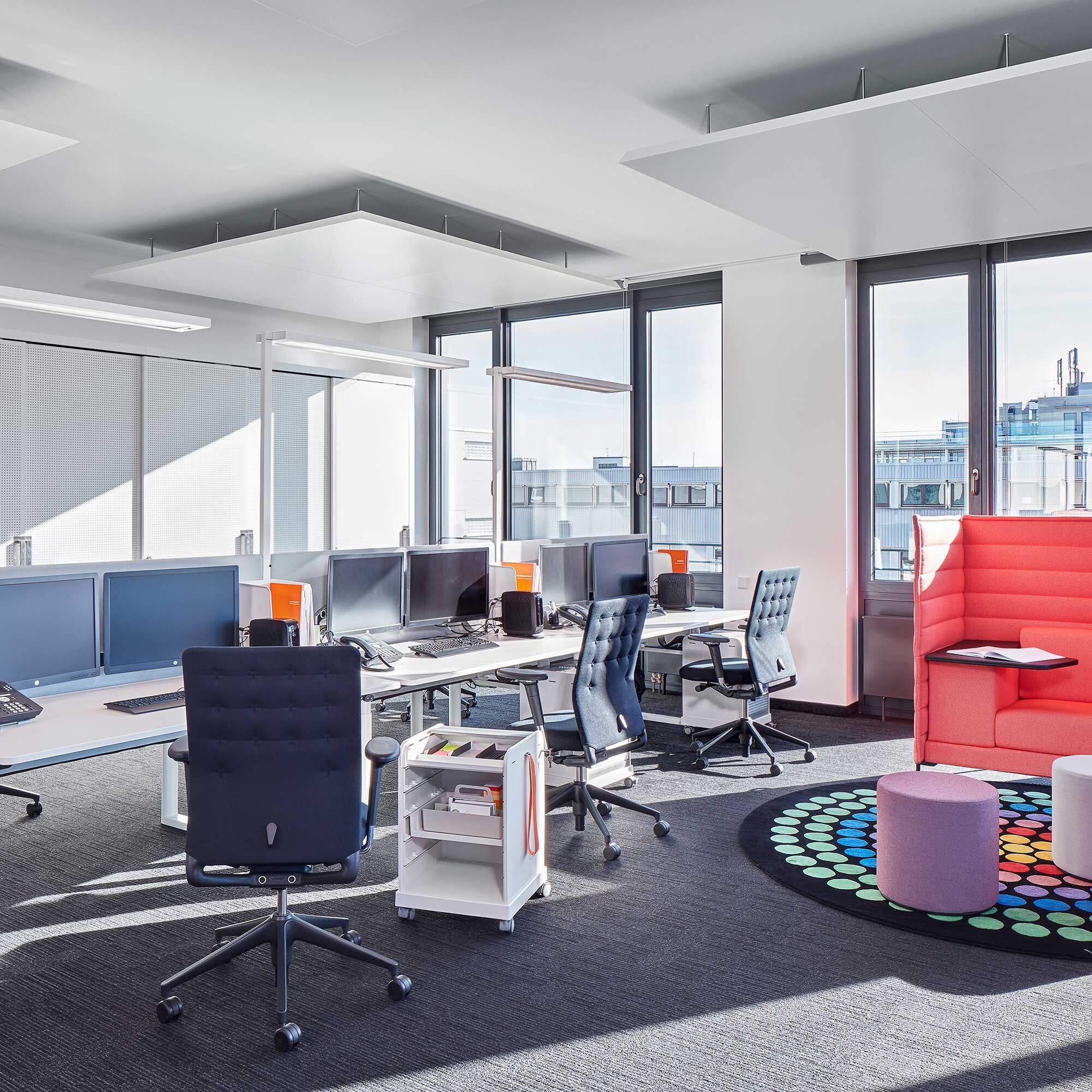 Follow Me 1 Container on Wheels