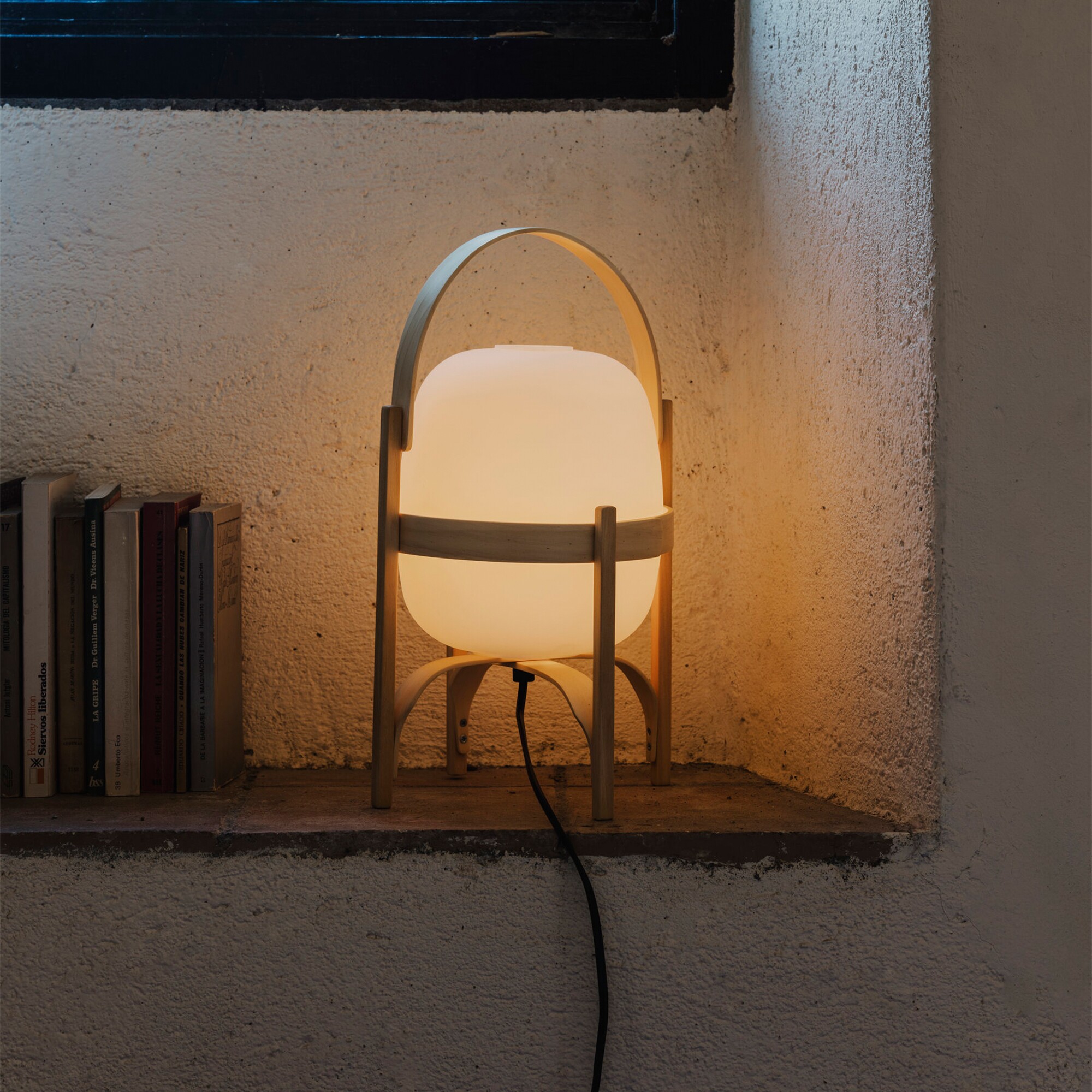 Cestita Table Lamp
