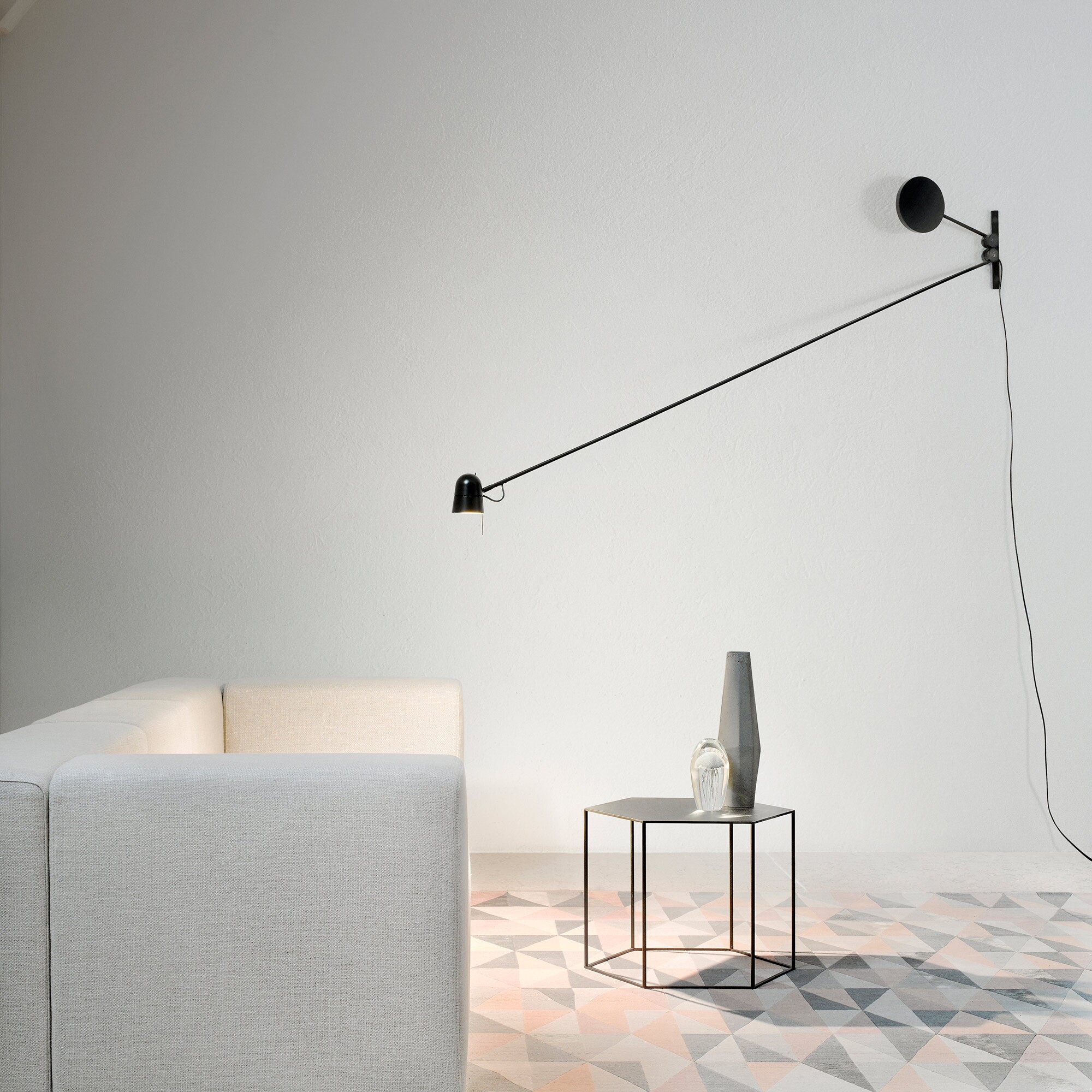 Counterbalance LED Wall Lamp