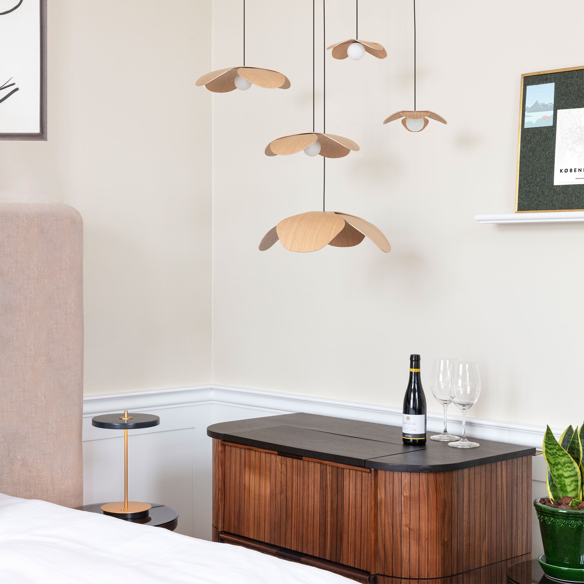 Asteria Move LED Table Lamp V2 with Battery