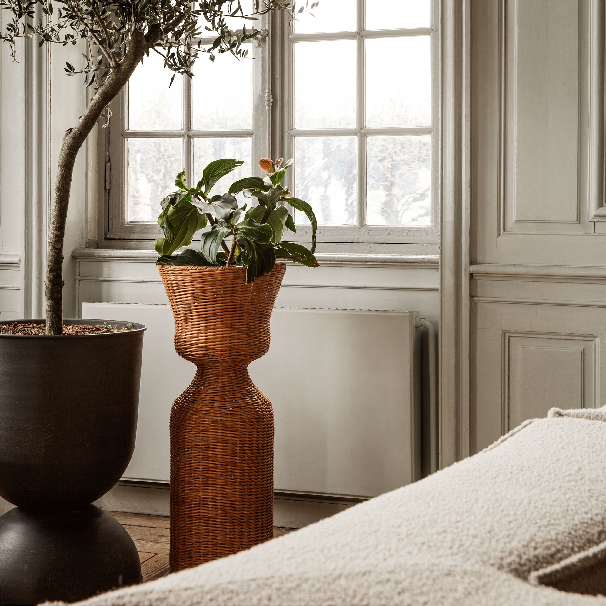 Agnes Plant Stand Tall