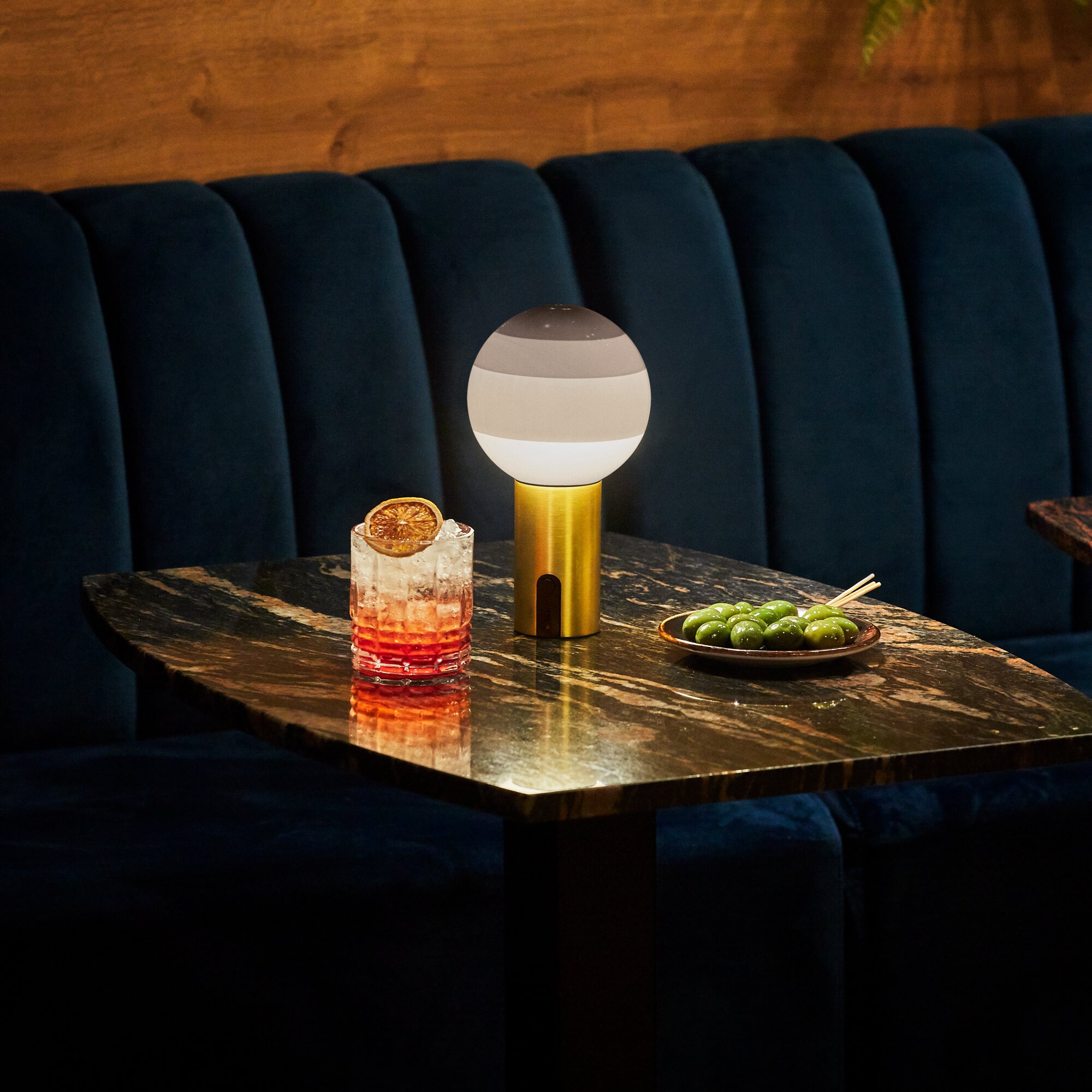 Dipping Light LED Table lamp with battery