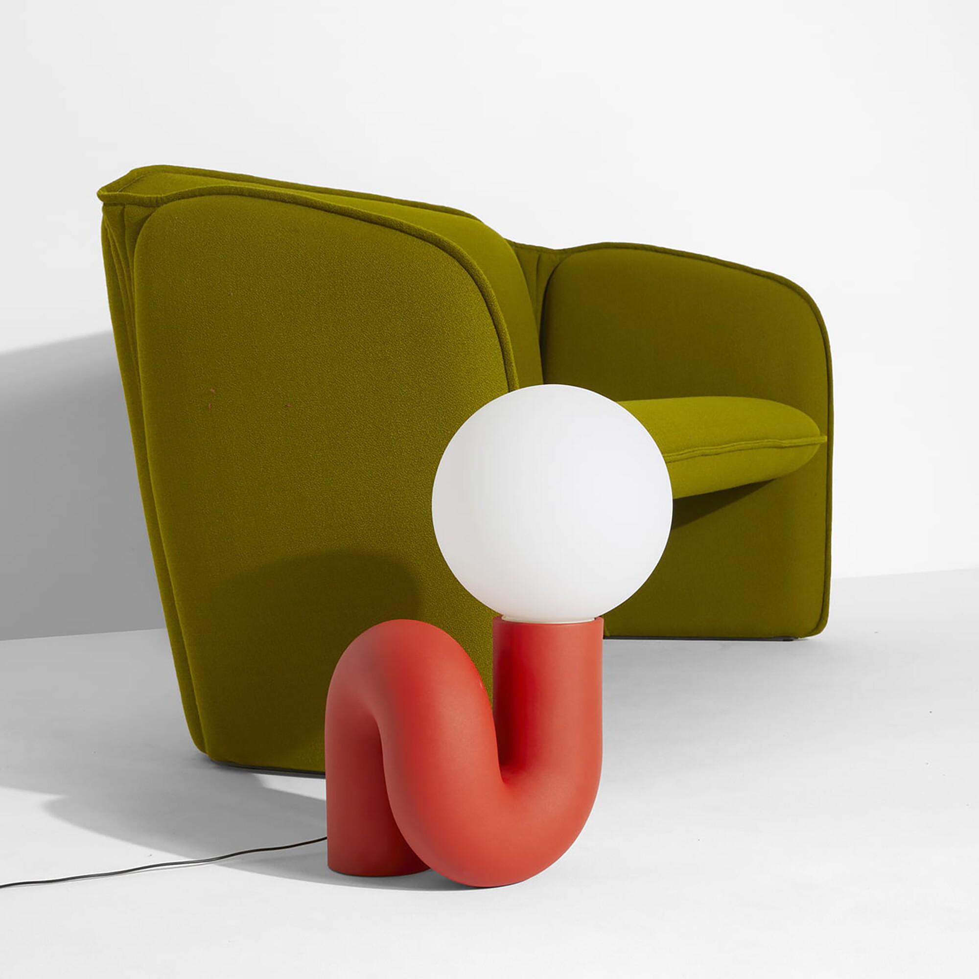 Neotenic LED Floor Lamp L