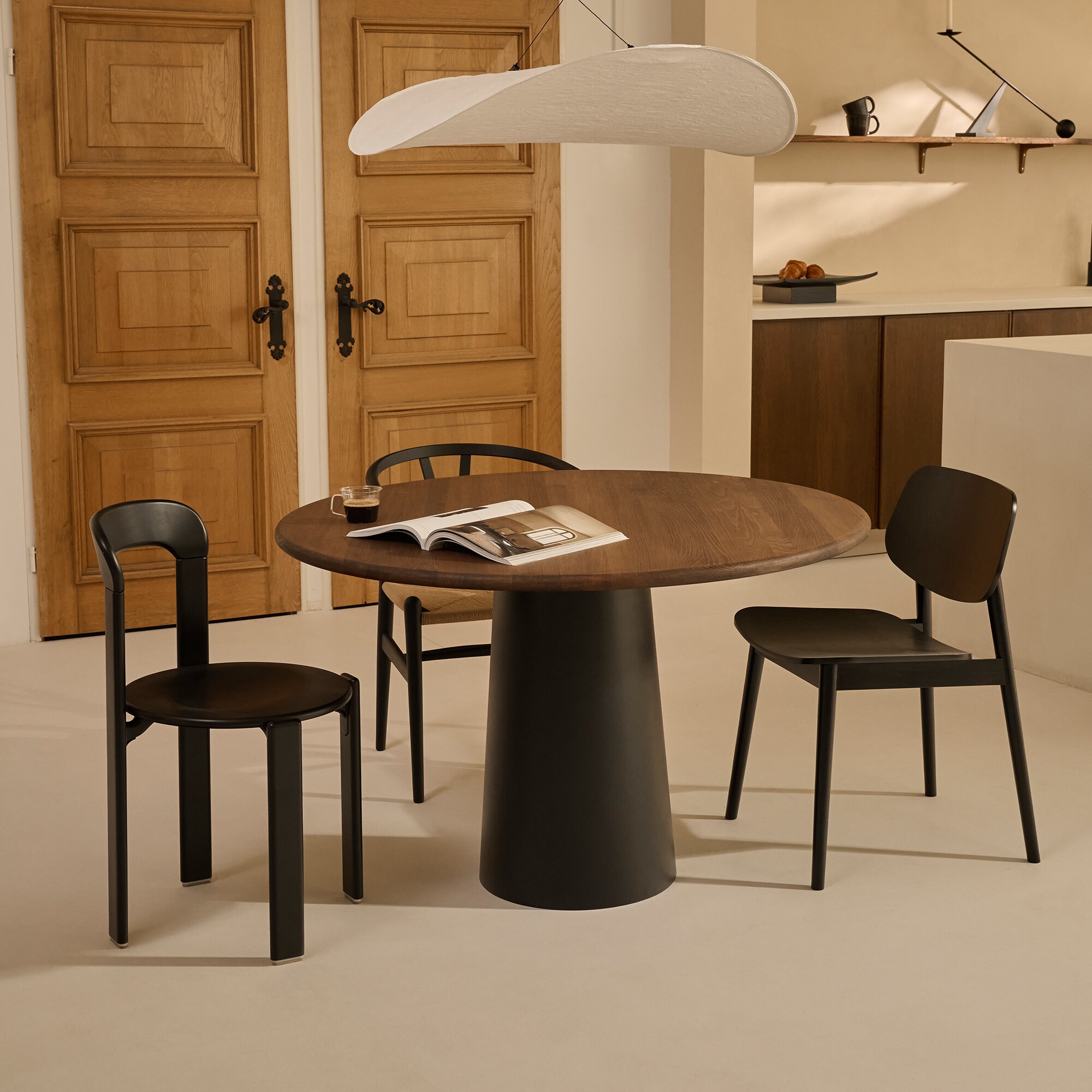 Circle of Calm Dining Table Ø 120cm