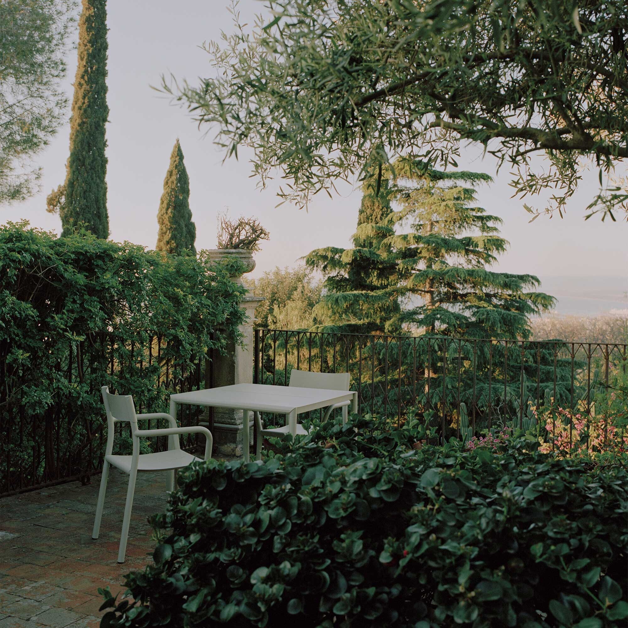 May Outdoor Table 85x85cm