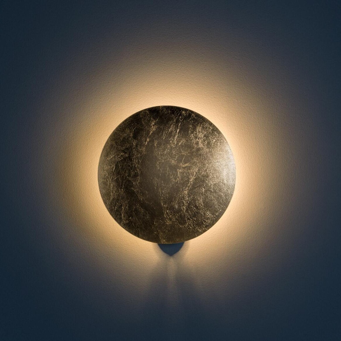 Lederam W1 17 LED Wall Lamp