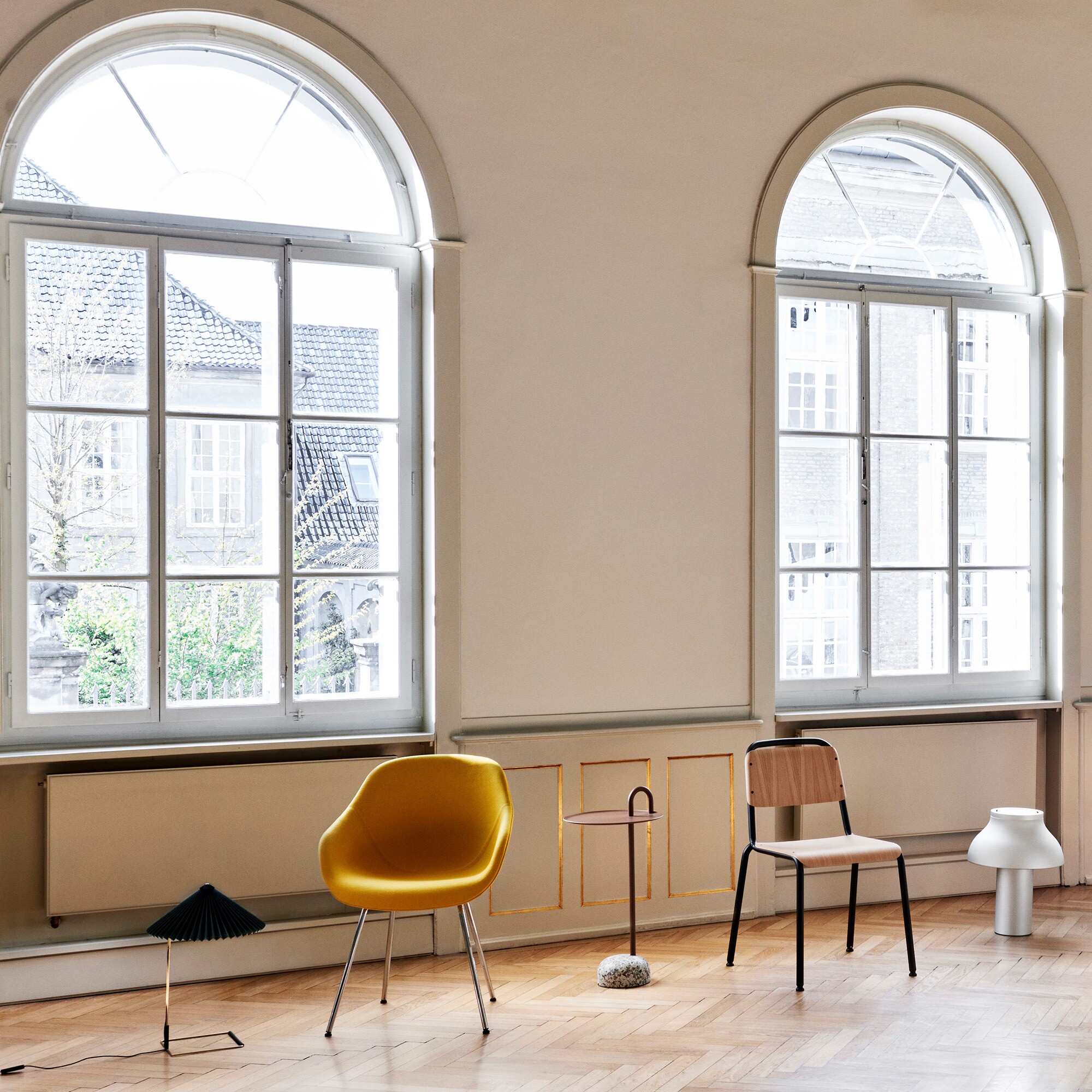 Matin LED Table Lamp L