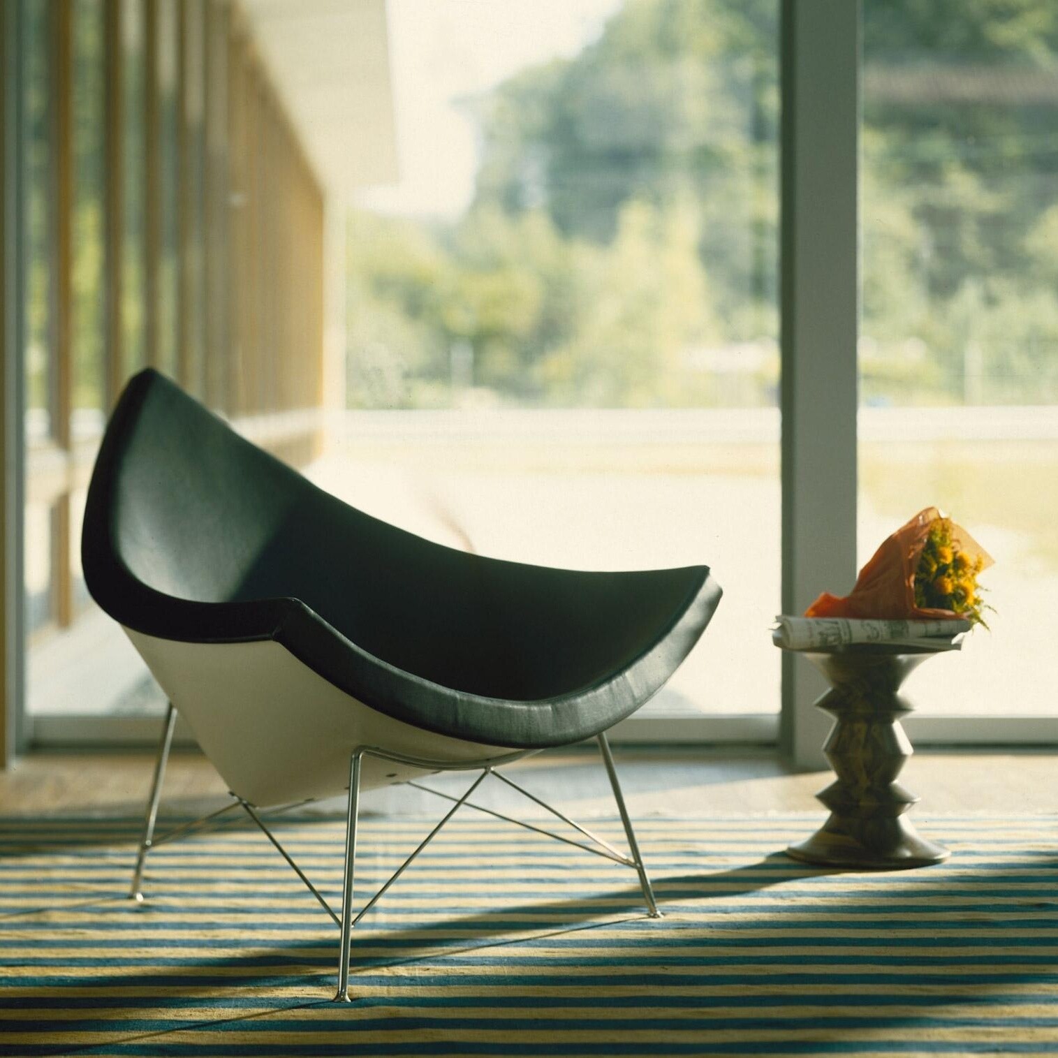 Coconut Chair Nelson Armchair