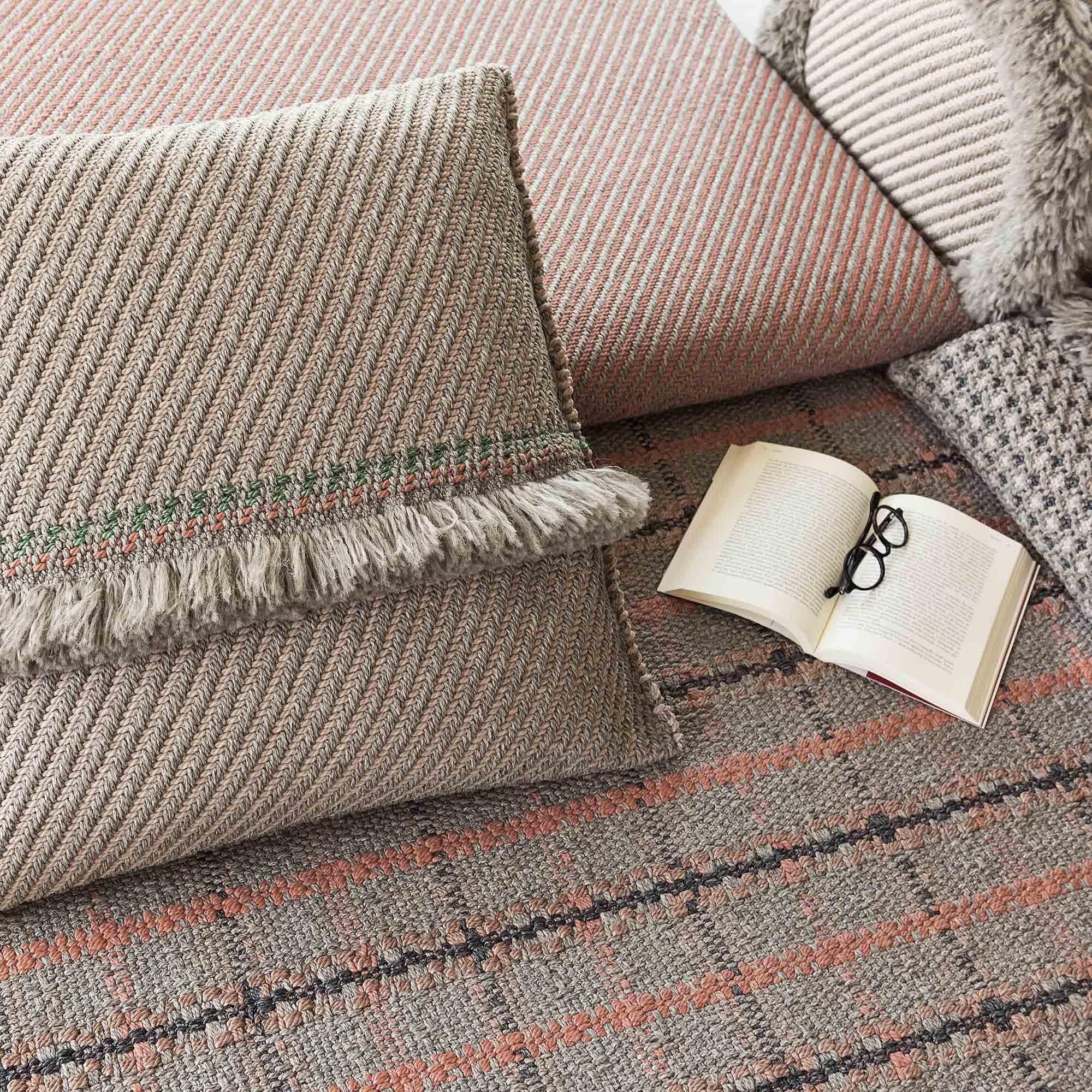 Garden Layers Rug 90x200cm