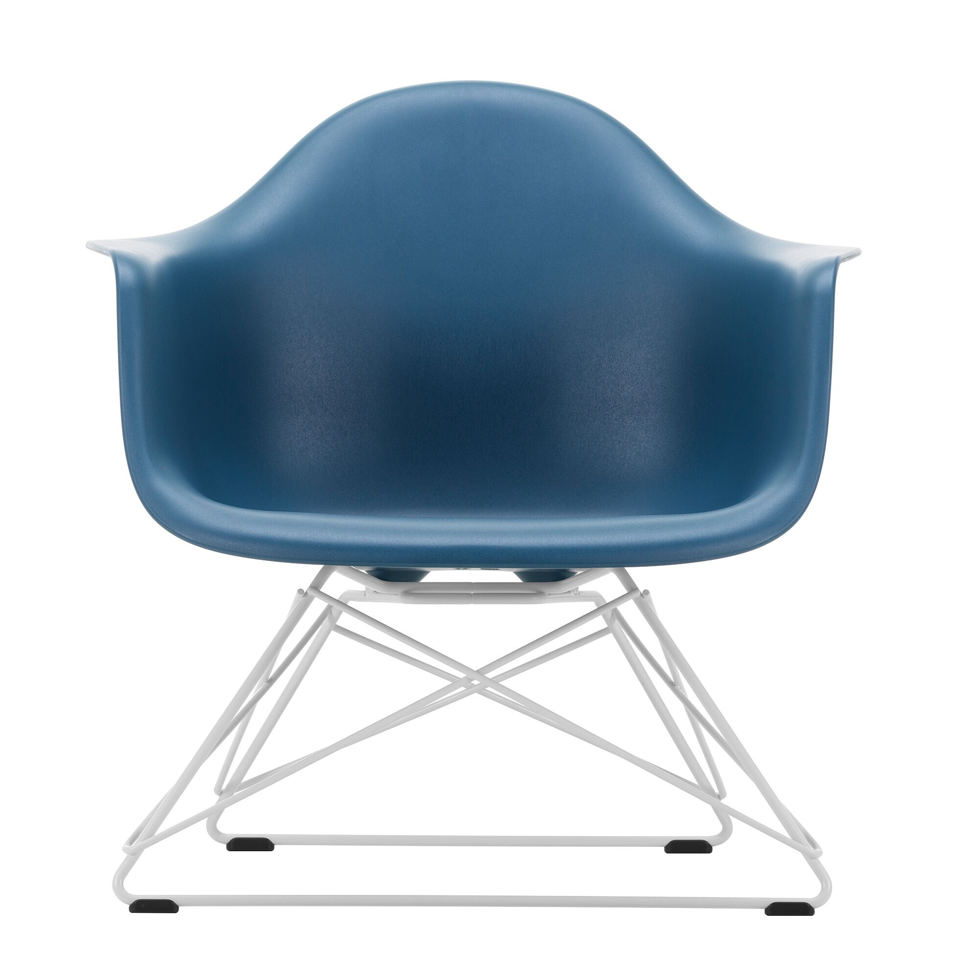 Eames Plastic Armchair LAR RE White Base