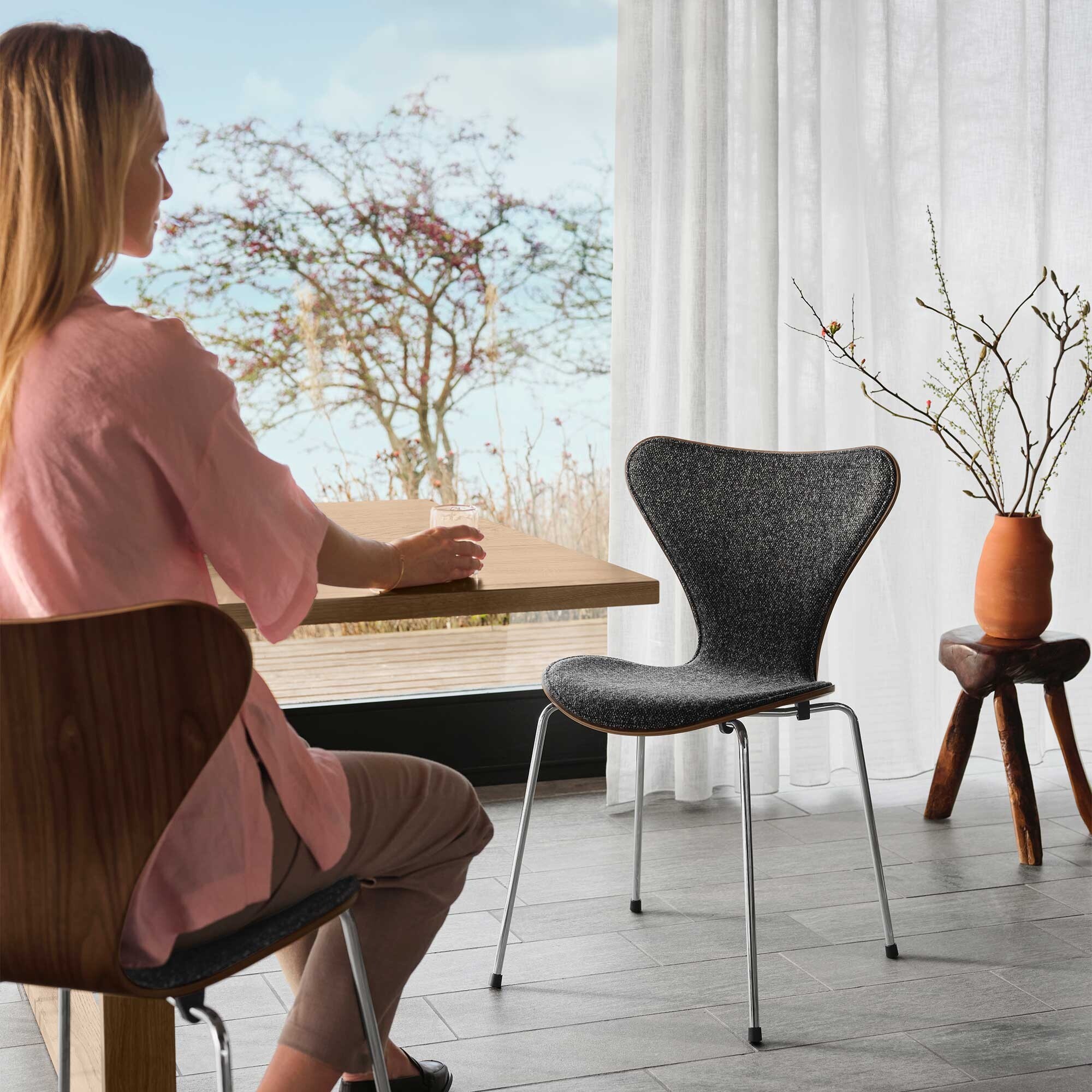 Anniversary Edition 2022 Series 7™ Chair Fabric