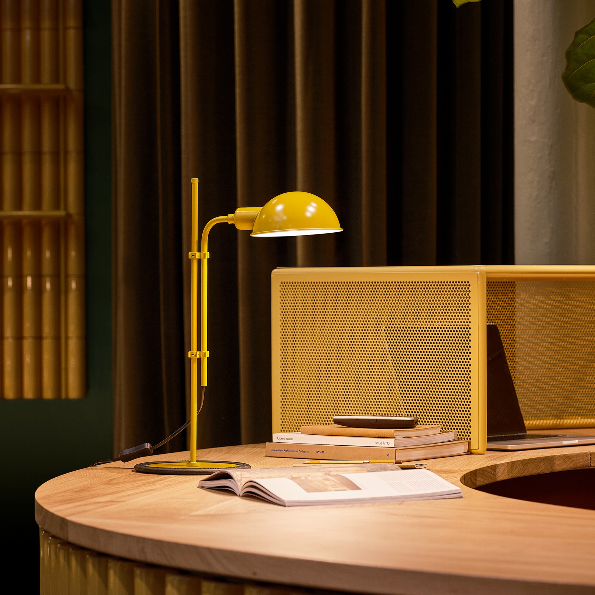 Funiculí Table Lamp