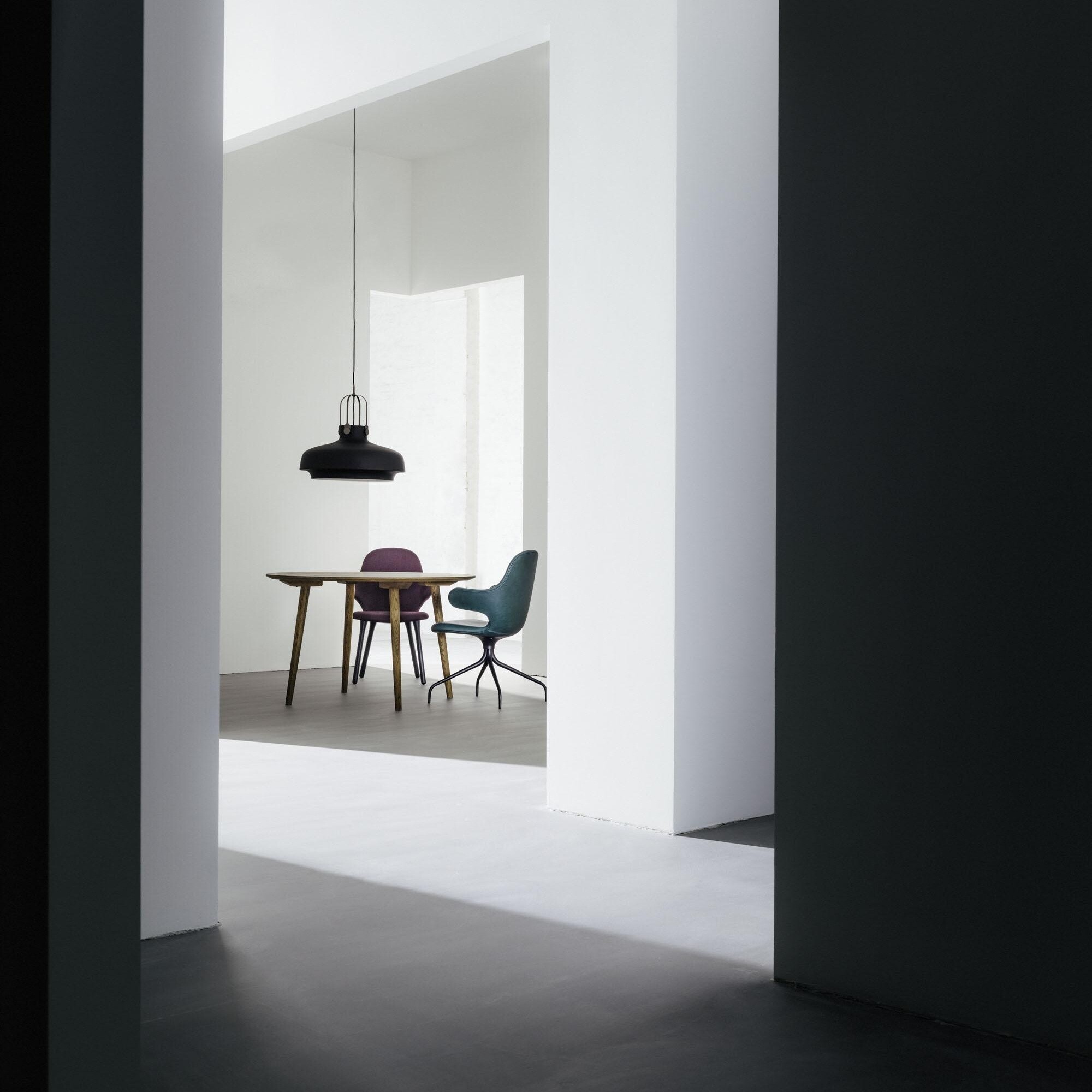 In Between SK4 Dining Table