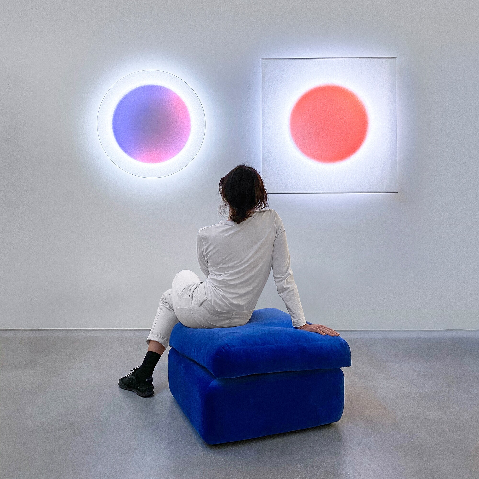 Moodmoon RGBW R60 LED Wall Lamp