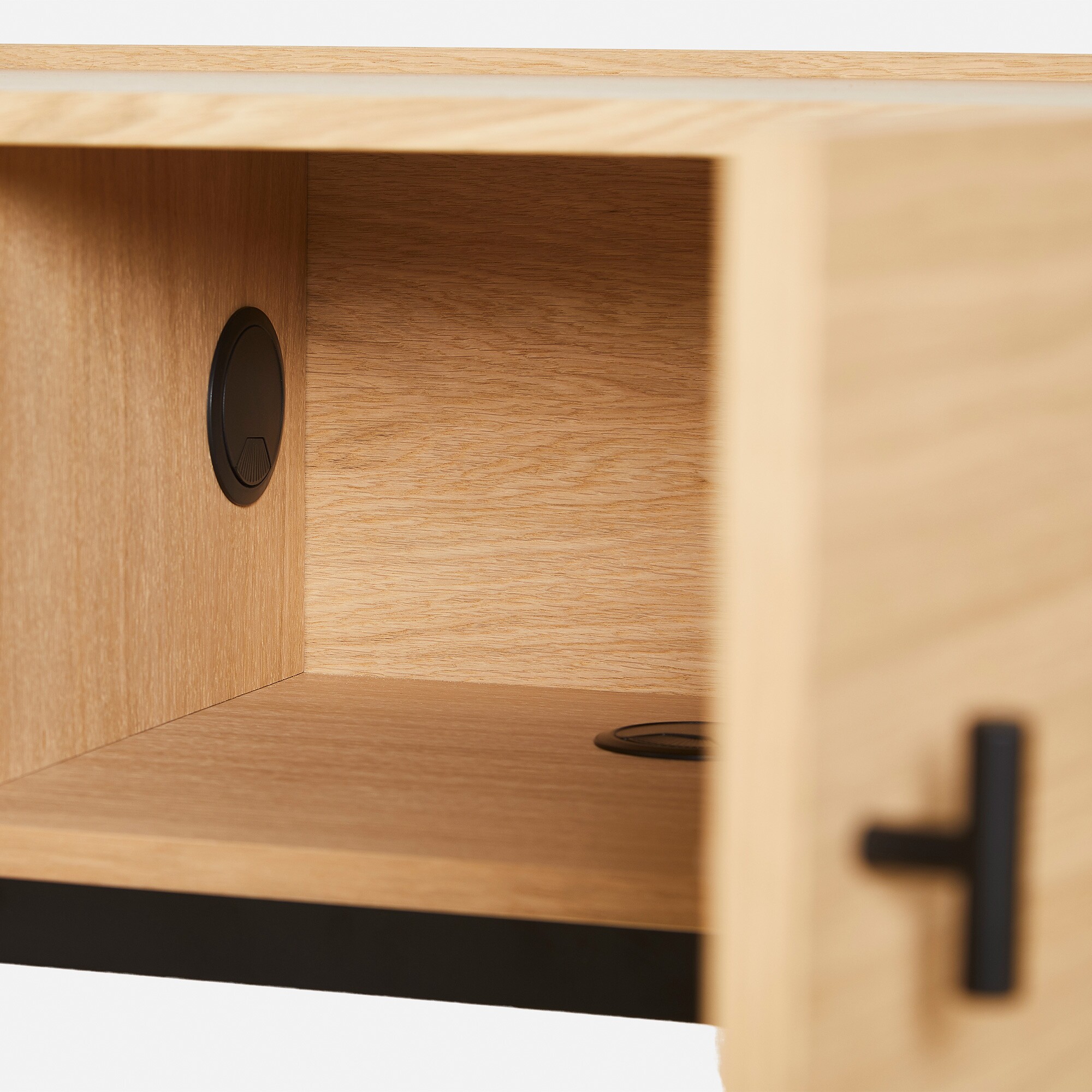 Array Lowboard 150cm