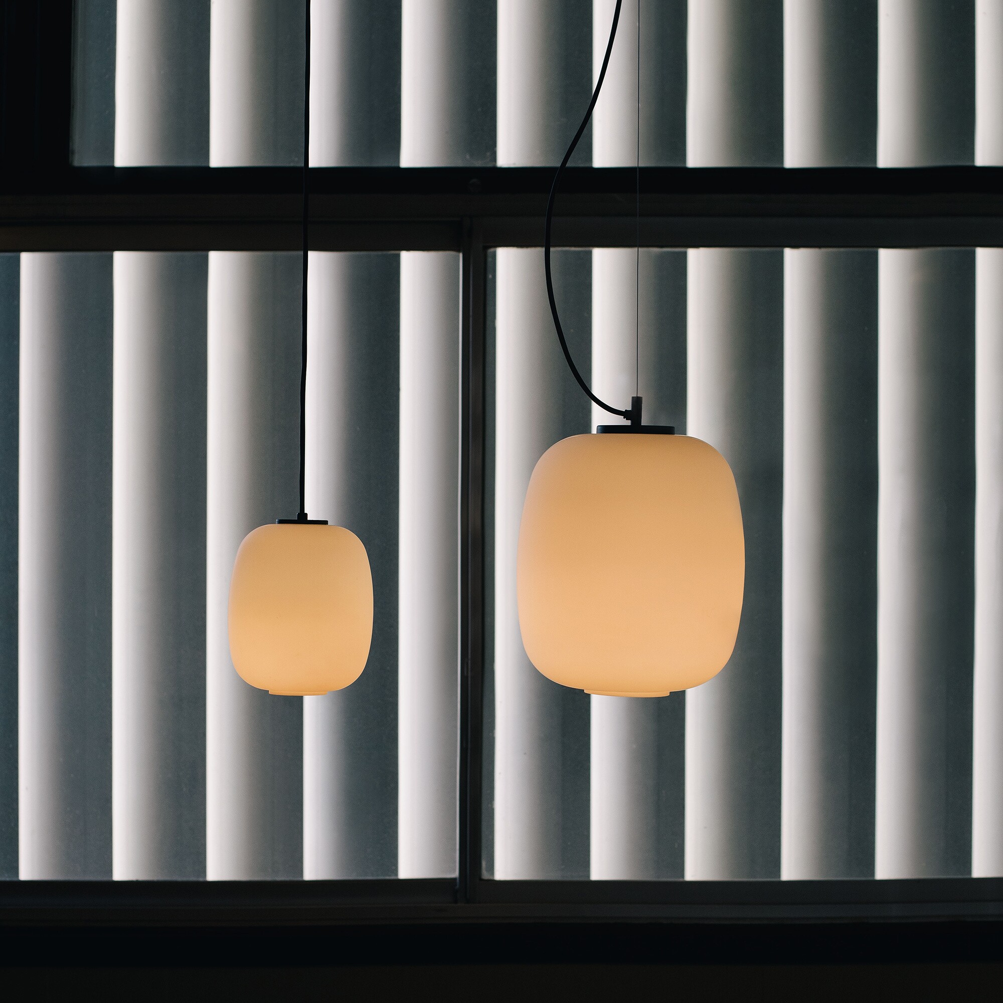 Globo Cesta Suspension Lamp