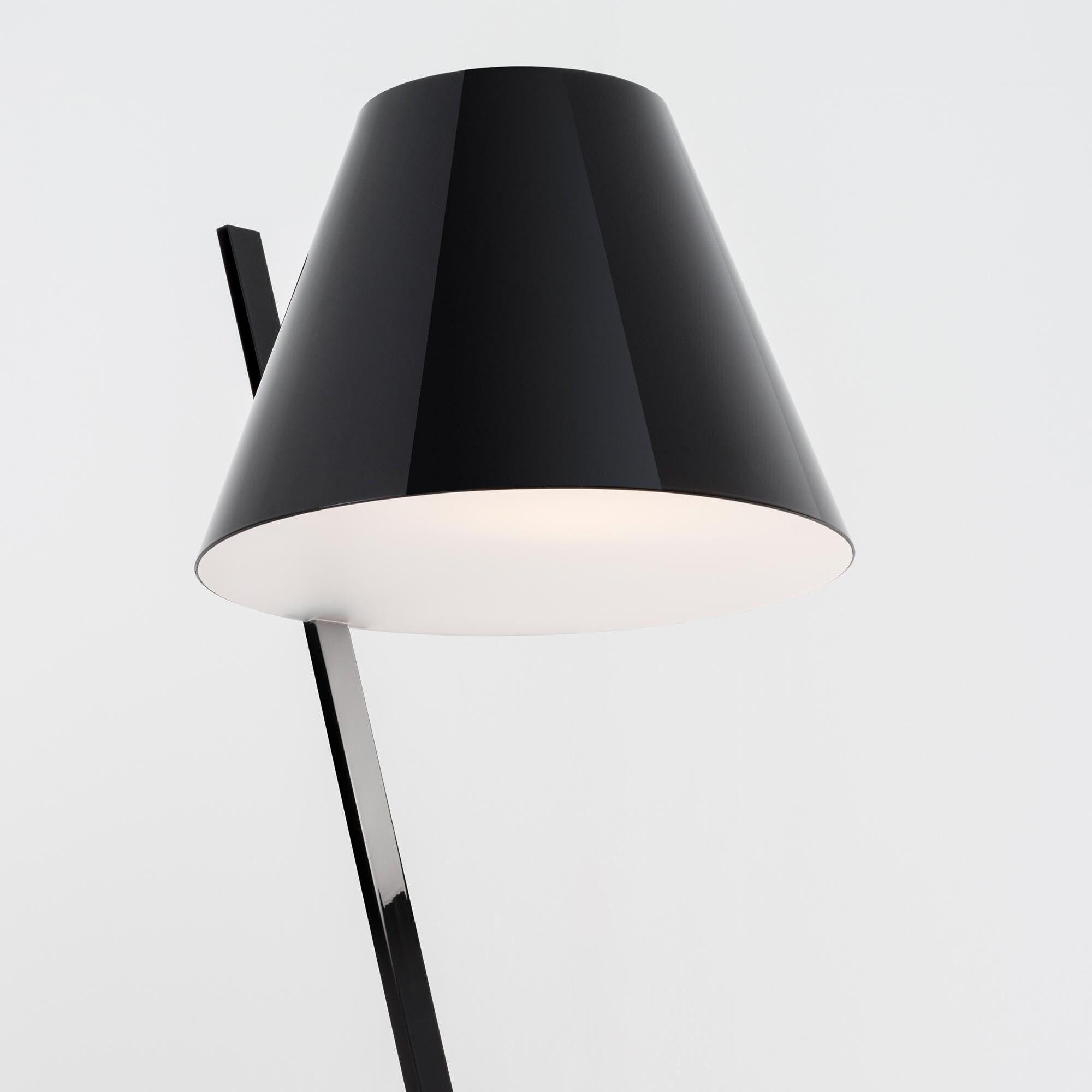 La Petite Terra Floor Lamp