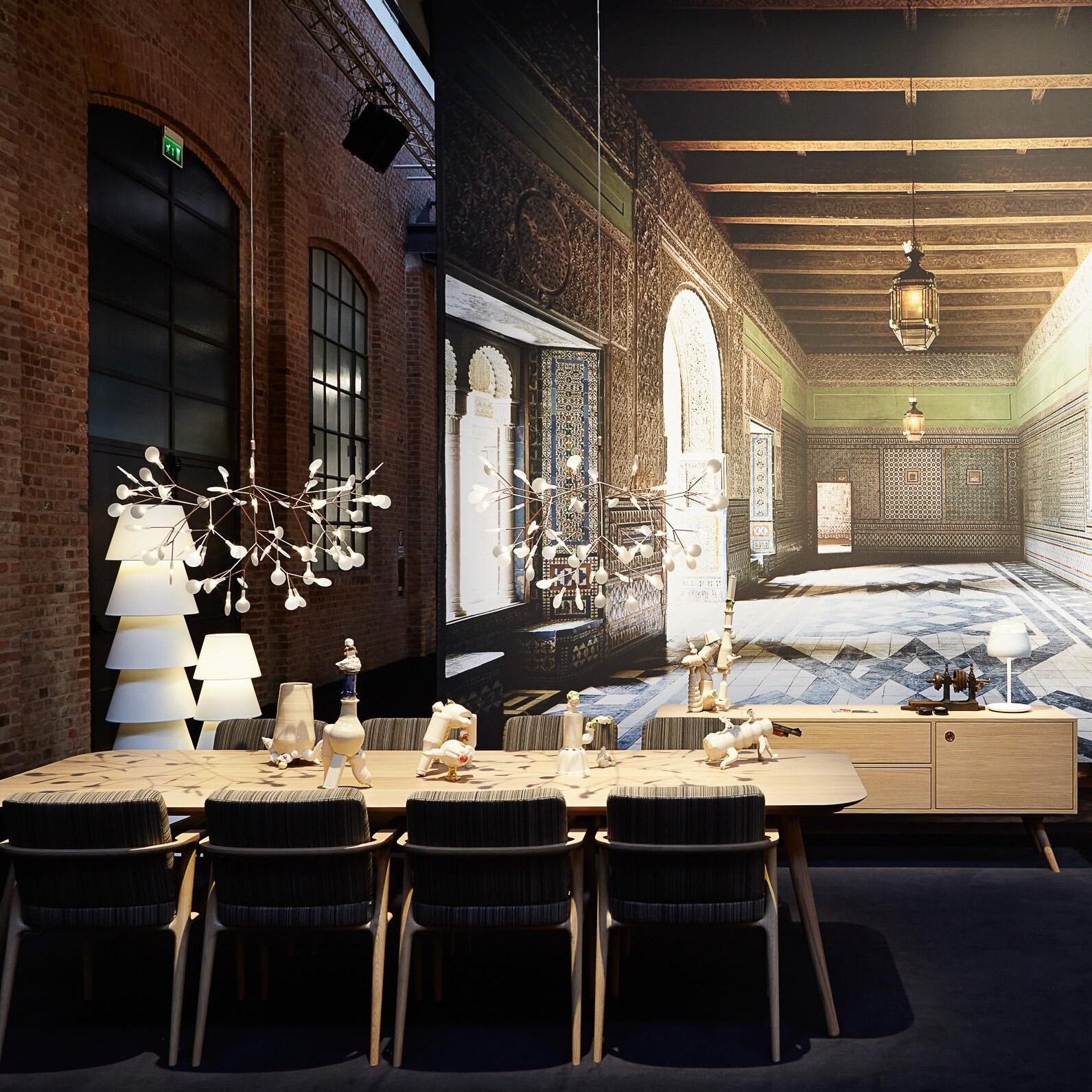 Heracleum III Large LED Suspension Lamp