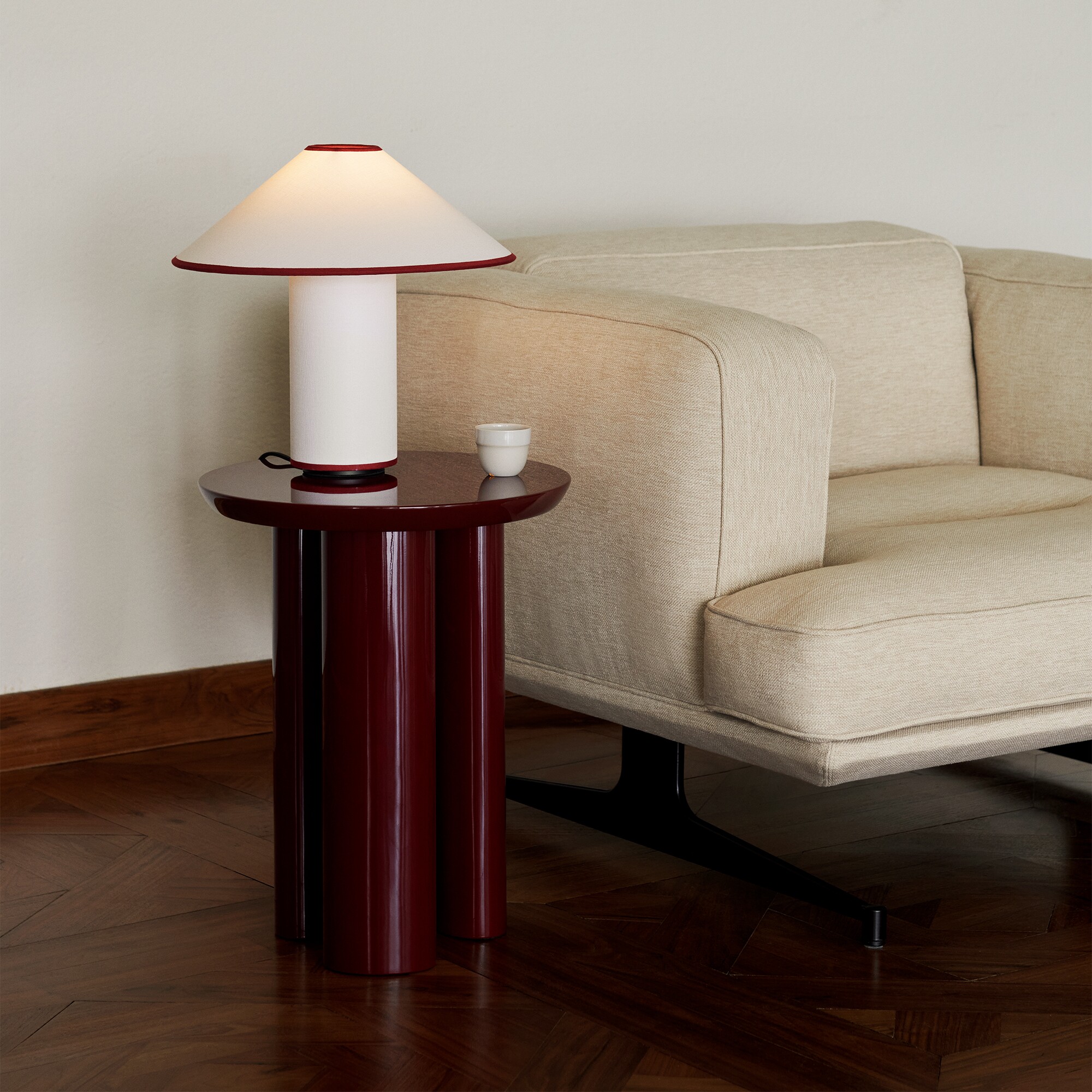 Inland AV21 Lounge Chair